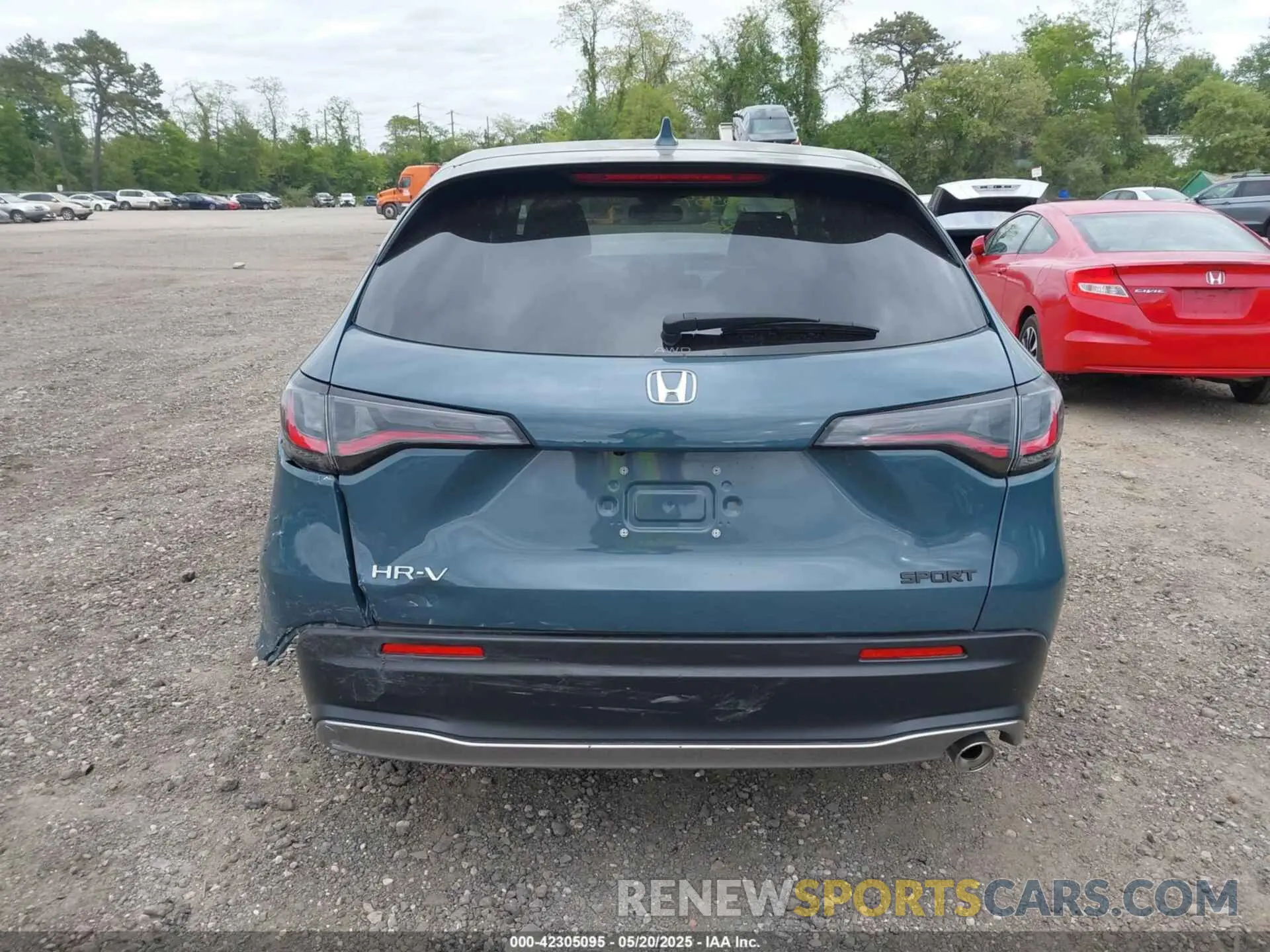 16 Photograph of a damaged car 3CZRZ2H57PM733320 HONDA HR-V 2023