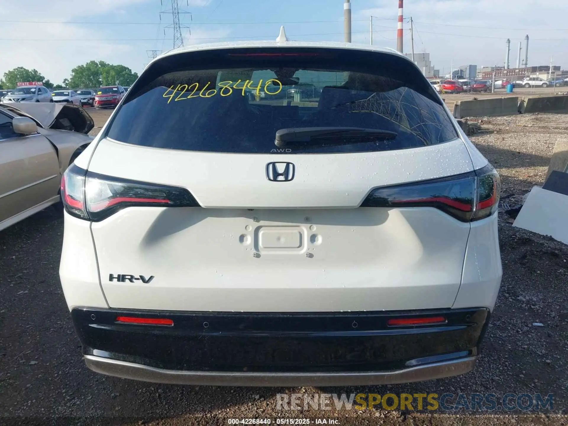 16 Фотография поврежденного автомобиля 3CZRZ2H71PM719270 HONDA HR-V 2023