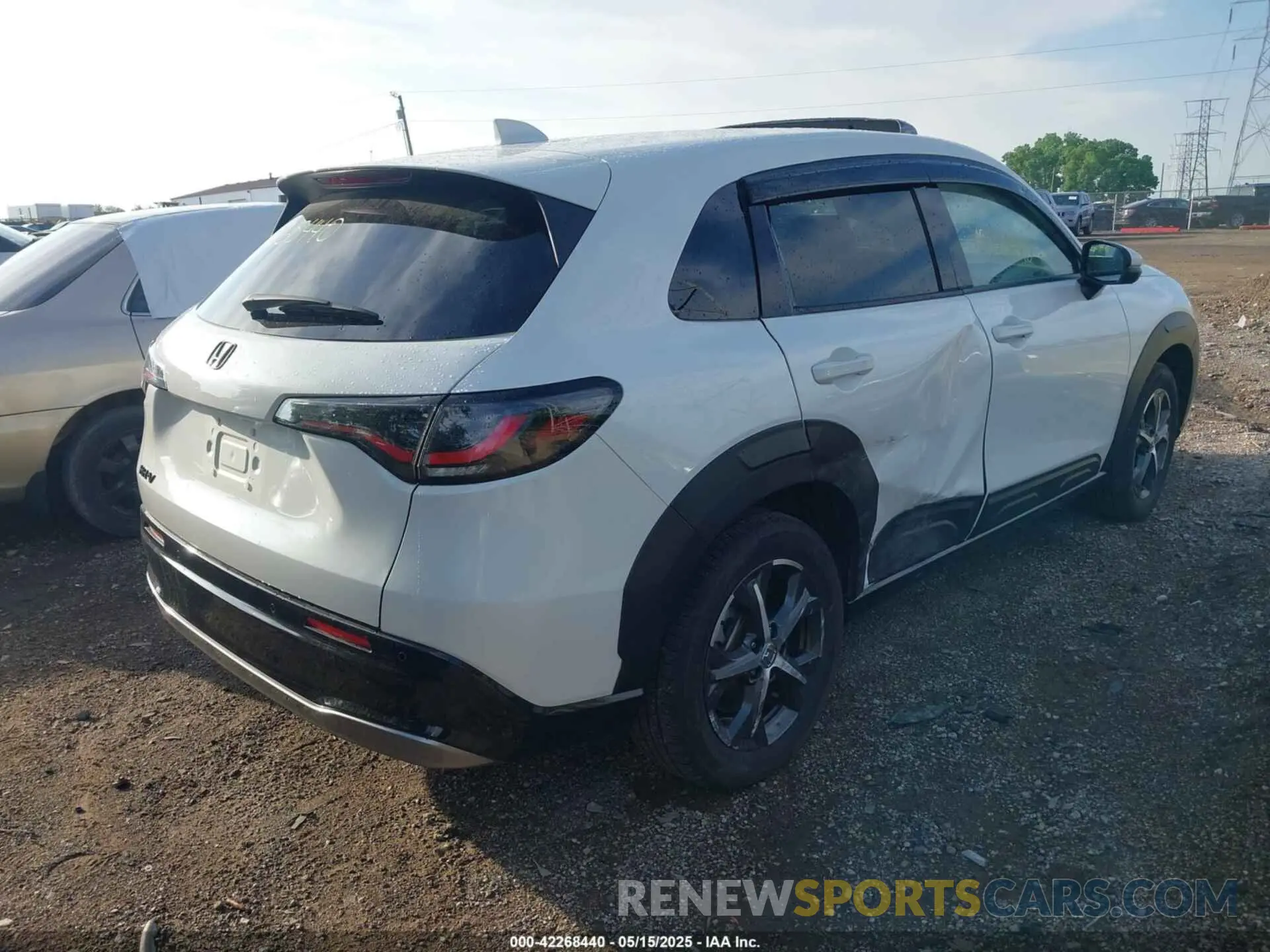4 Фотография поврежденного автомобиля 3CZRZ2H71PM719270 HONDA HR-V 2023