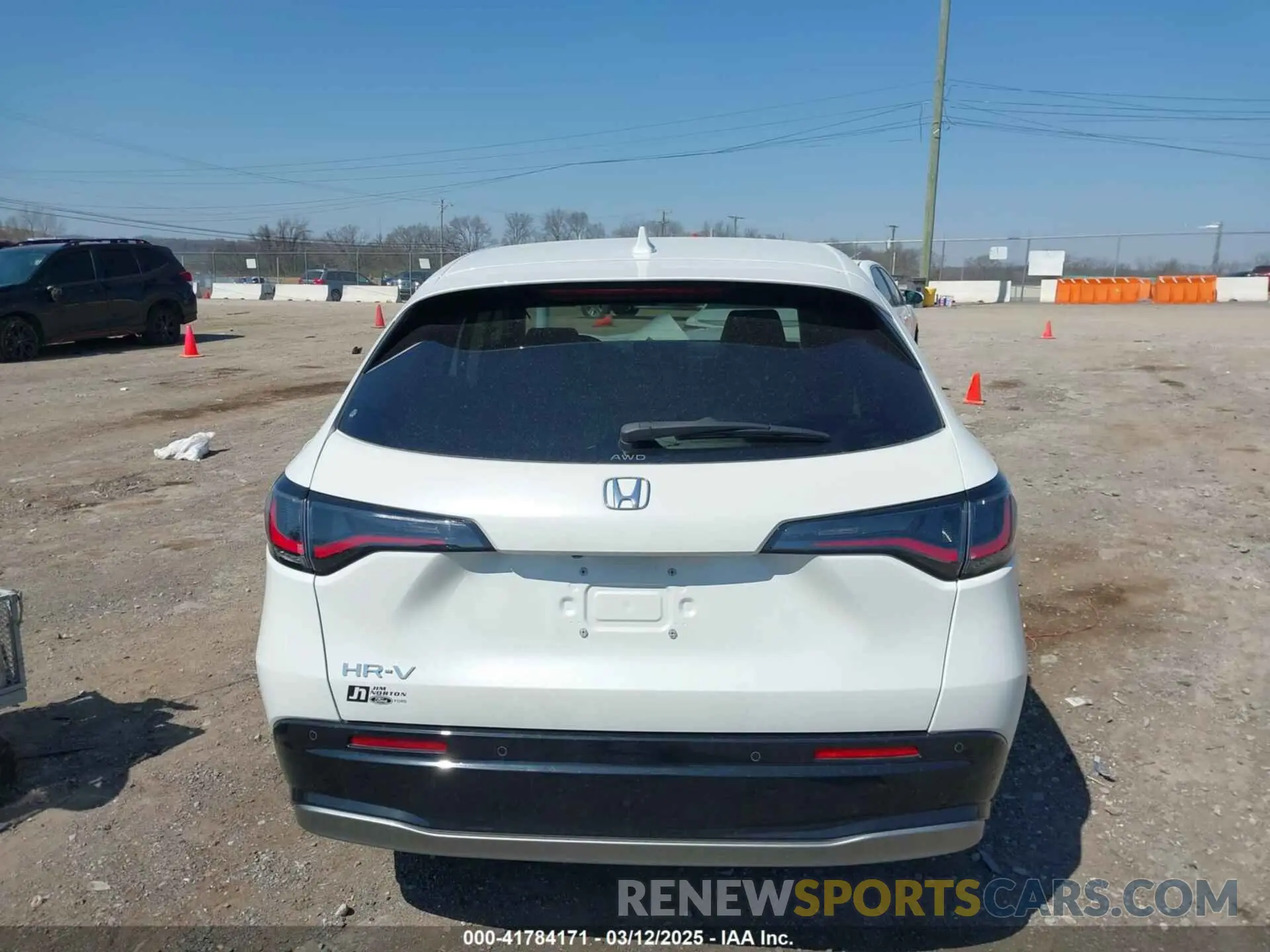 16 Photograph of a damaged car 3CZRZ2H72PM749605 HONDA HR-V 2023