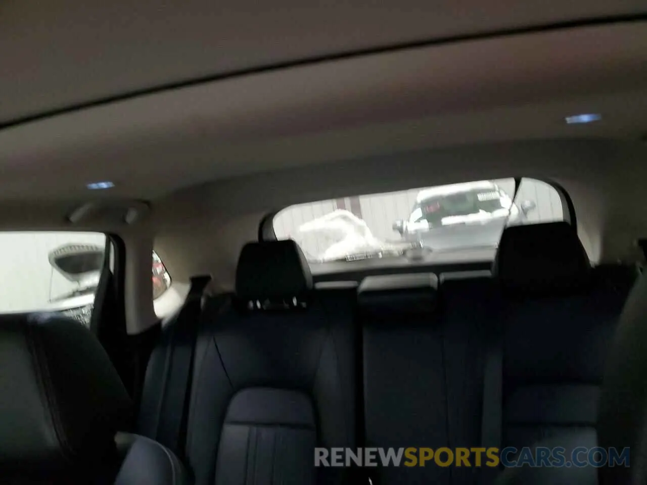 10 Photograph of a damaged car 3CZRZ2H75PM711334 HONDA HR-V 2023