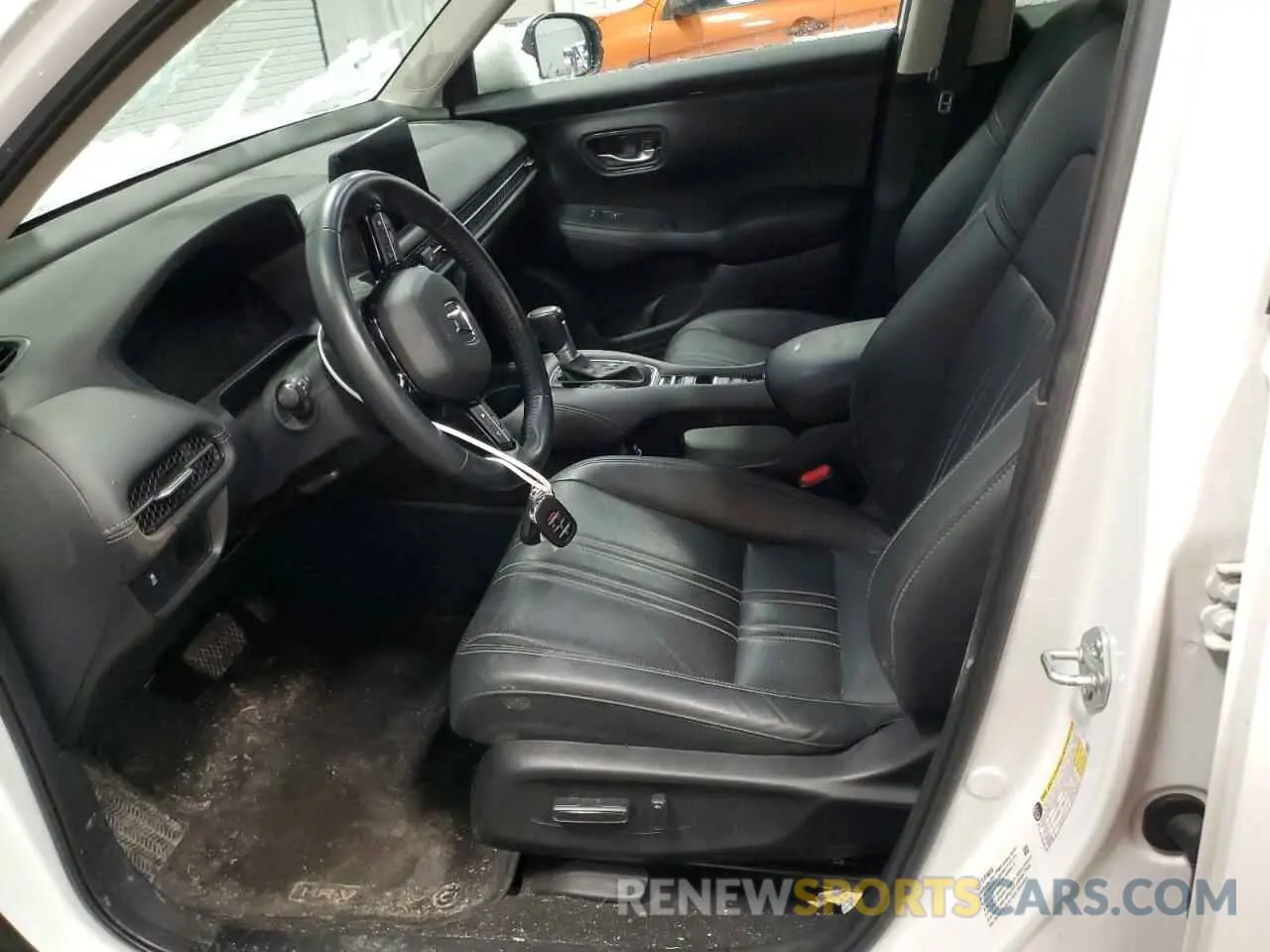 7 Photograph of a damaged car 3CZRZ2H75PM711334 HONDA HR-V 2023