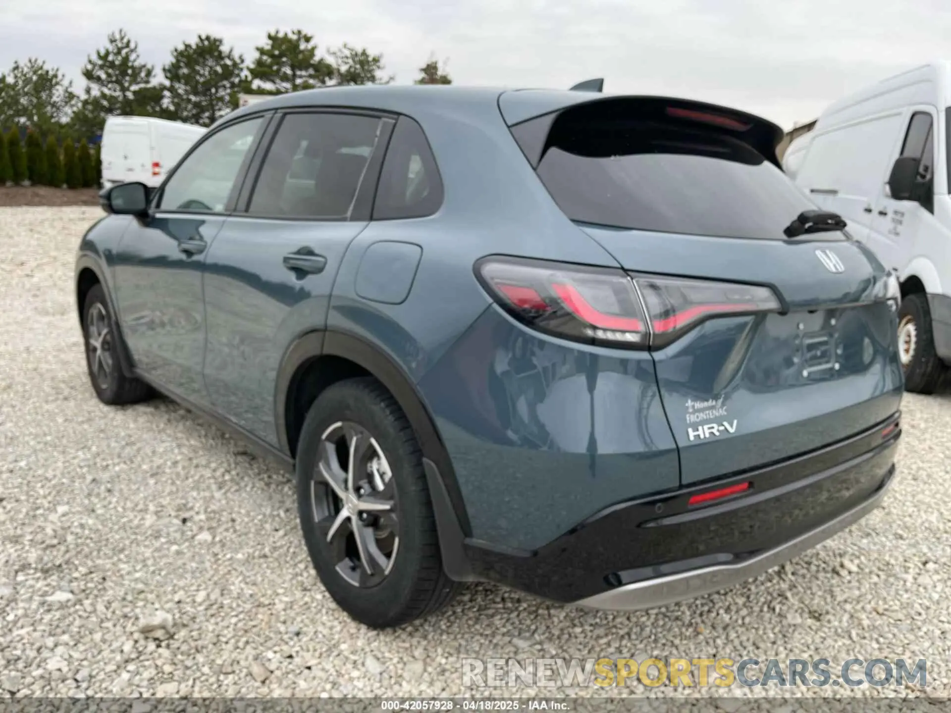 3 Фотография поврежденного автомобиля 3CZRZ2H77PM749634 HONDA HR-V 2023