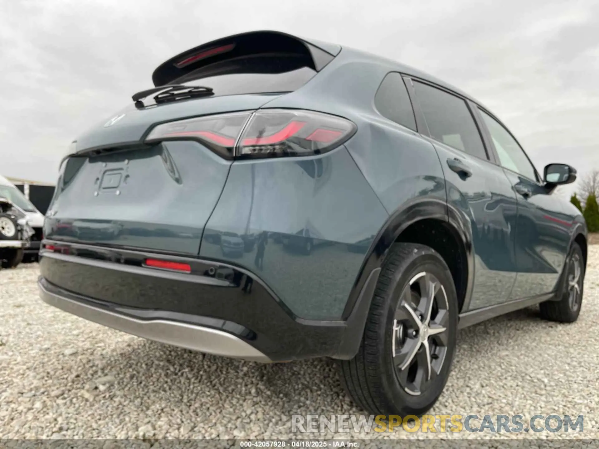 4 Фотография поврежденного автомобиля 3CZRZ2H77PM749634 HONDA HR-V 2023