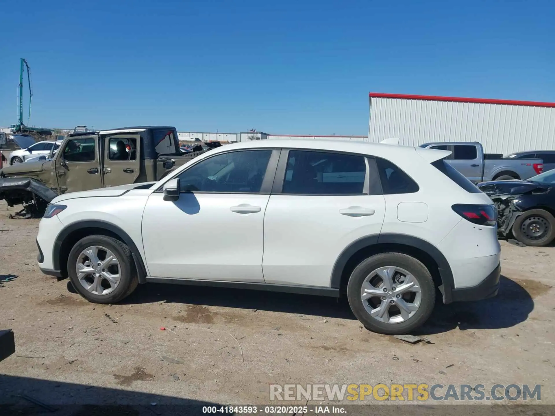 14 Photograph of a damaged car 3CZRZ1H31RM702303 HONDA HR-V 2024