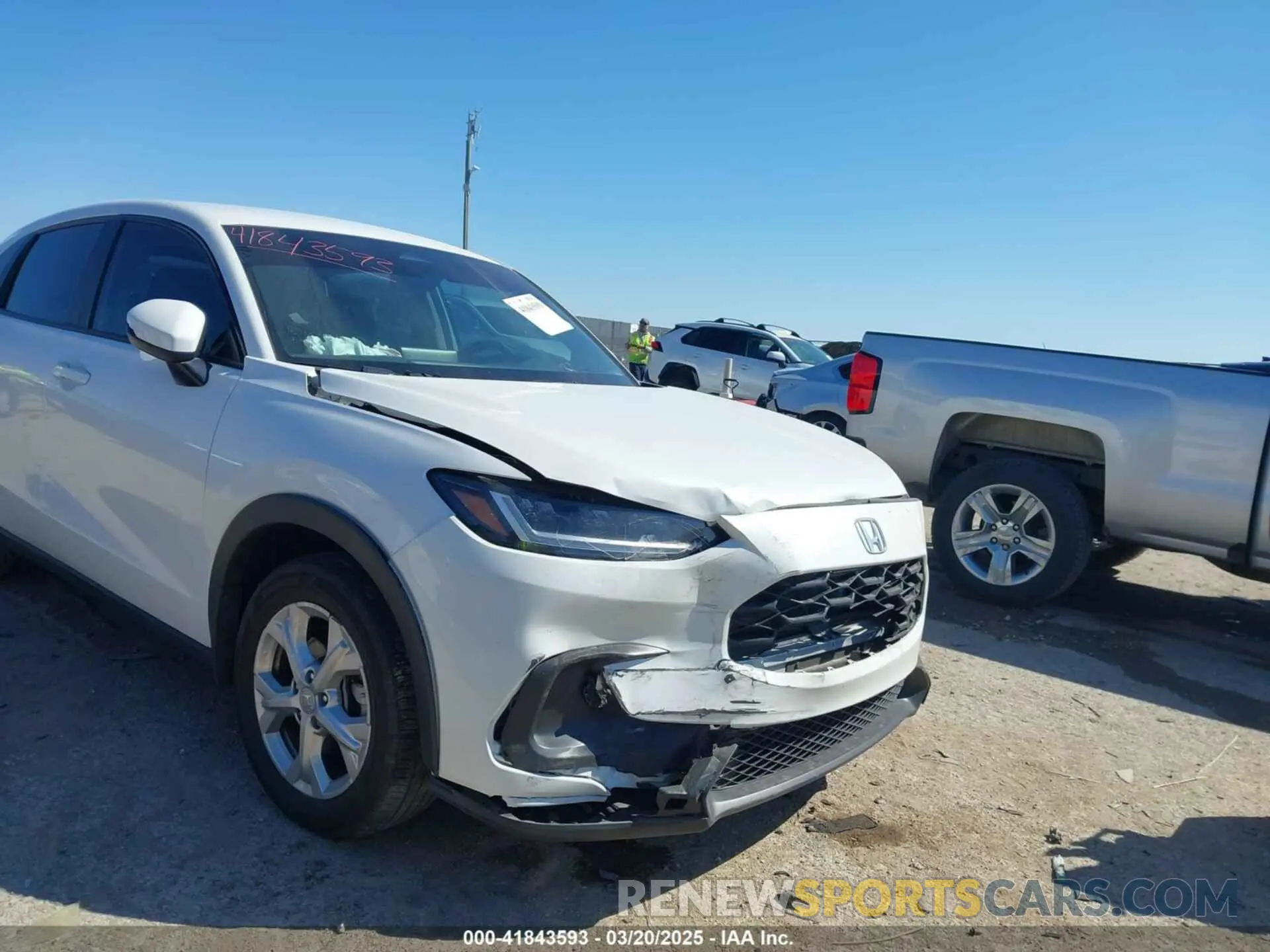 6 Photograph of a damaged car 3CZRZ1H31RM702303 HONDA HR-V 2024