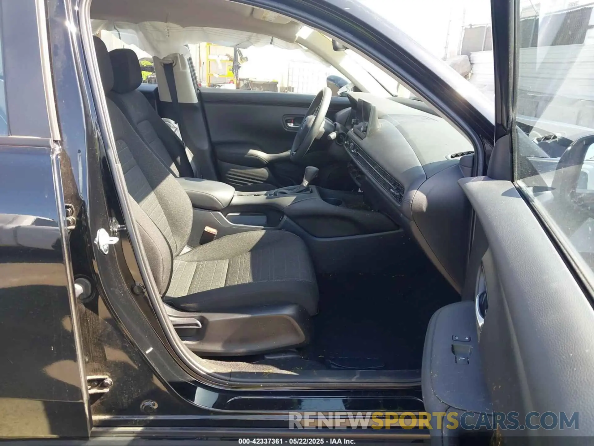 5 Фотография поврежденного автомобиля 3CZRZ1H31RM733129 HONDA HR-V 2024