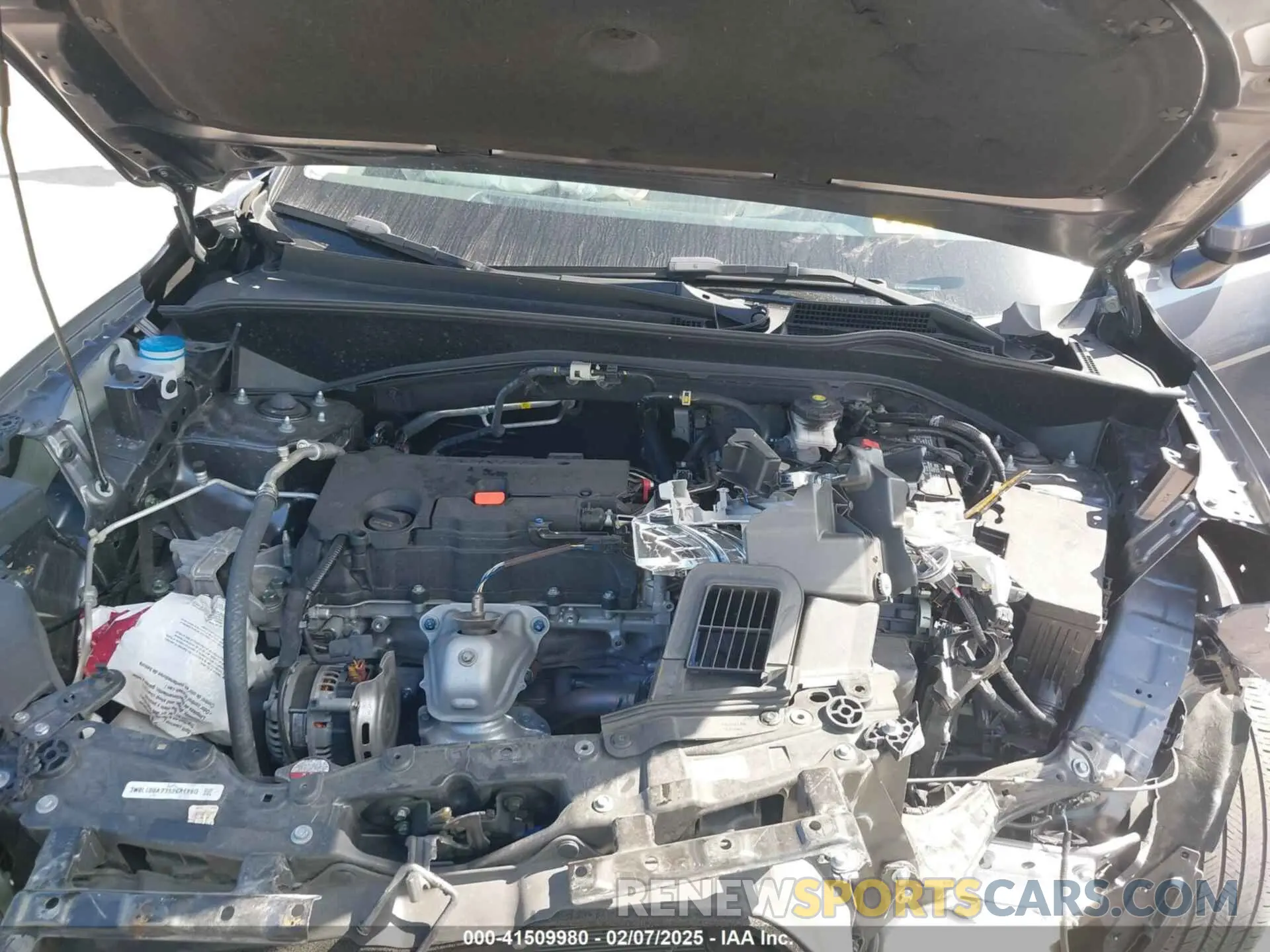 10 Photograph of a damaged car 3CZRZ1H33RM705509 HONDA HR-V 2024