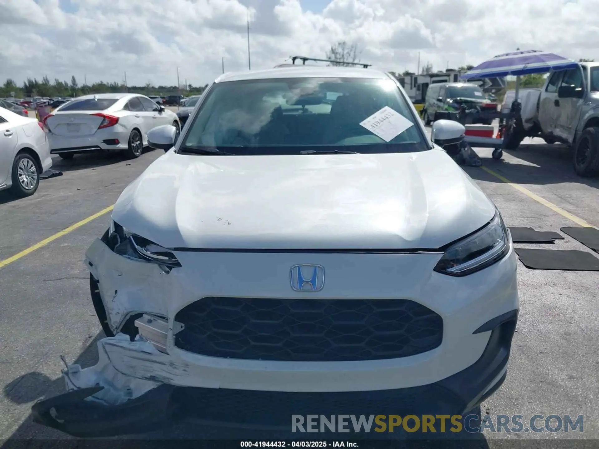 11 Фотография поврежденного автомобиля 3CZRZ1H33RM739756 HONDA HR-V 2024