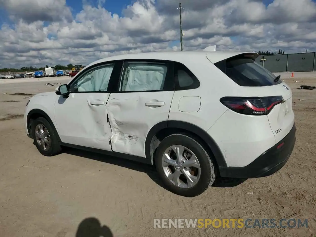 2 Photograph of a damaged car 3CZRZ1H34RM727051 HONDA HR-V 2024