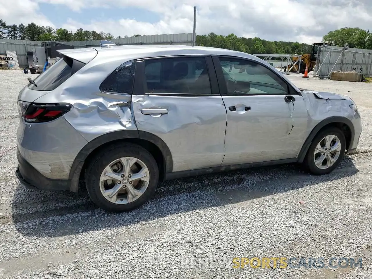 3 Photograph of a damaged car 3CZRZ1H34RM728541 HONDA HR-V 2024