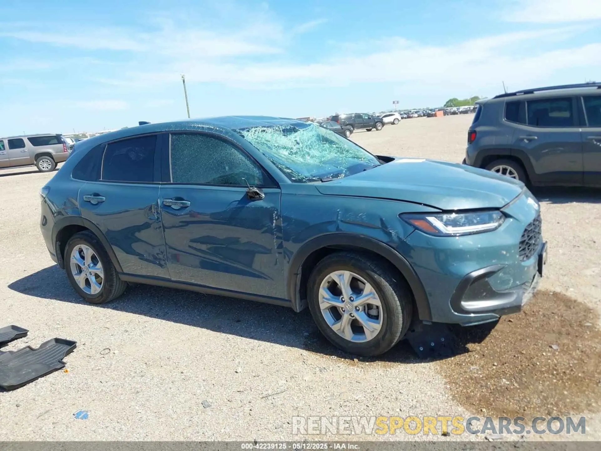 12 Photograph of a damaged car 3CZRZ1H35RM734591 HONDA HR-V 2024