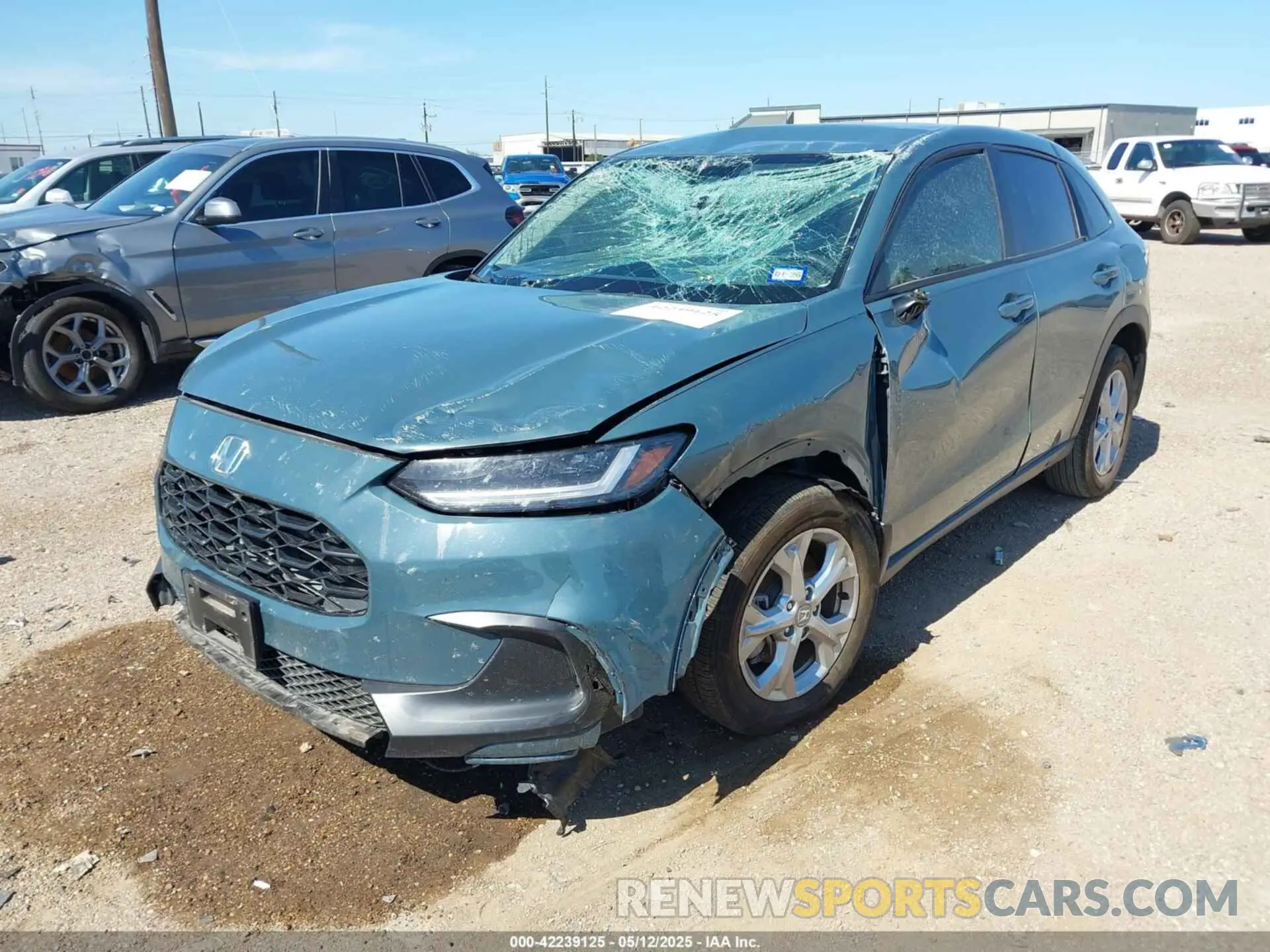 2 Photograph of a damaged car 3CZRZ1H35RM734591 HONDA HR-V 2024