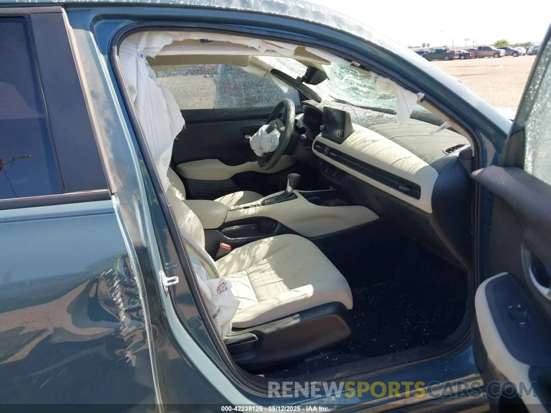5 Photograph of a damaged car 3CZRZ1H35RM734591 HONDA HR-V 2024
