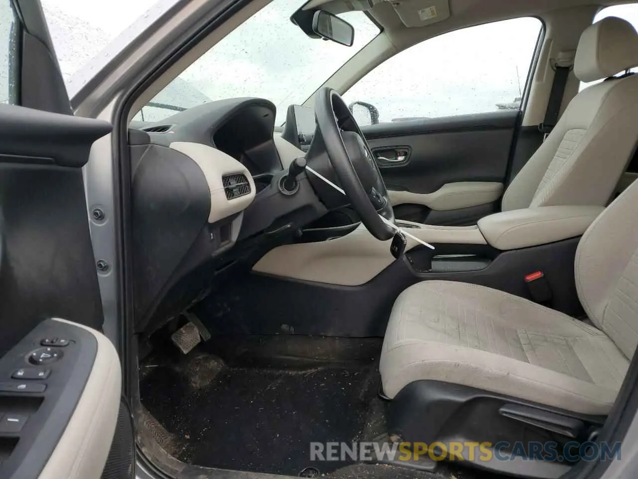 7 Photograph of a damaged car 3CZRZ1H36RM736141 HONDA HR-V 2024