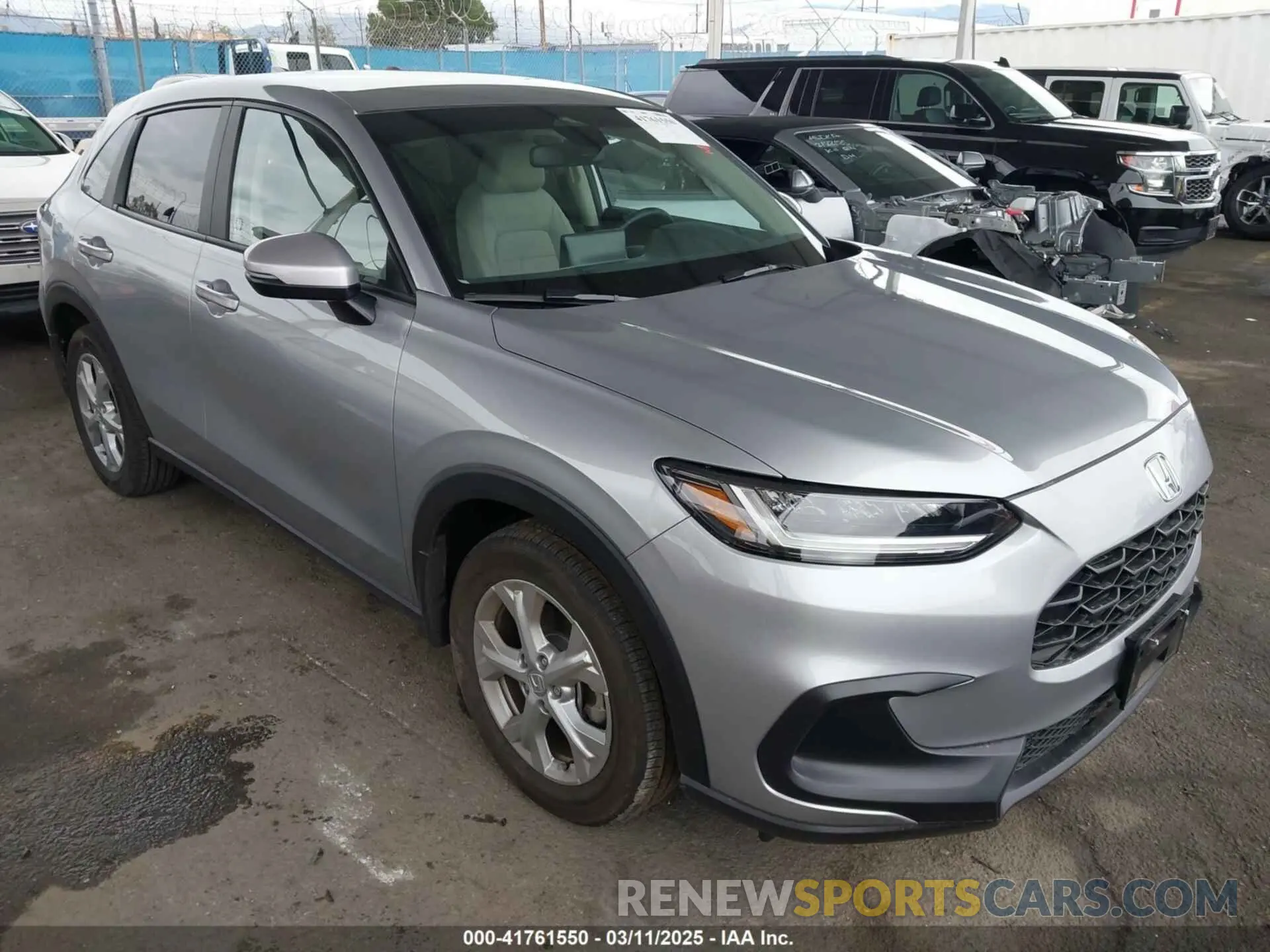 1 Photograph of a damaged car 3CZRZ1H3XRM736546 HONDA HR-V 2024