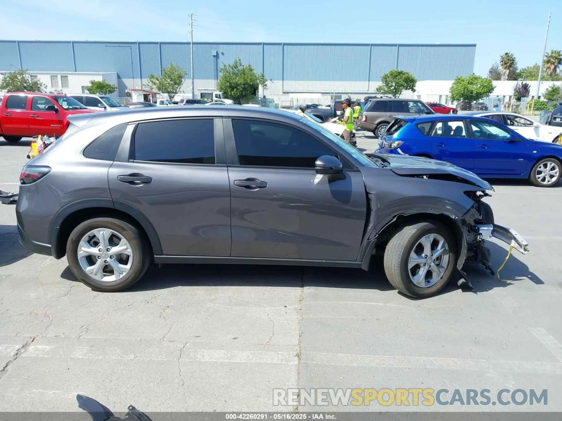14 Photograph of a damaged car 3CZRZ1H3XRM753184 HONDA HR-V 2024