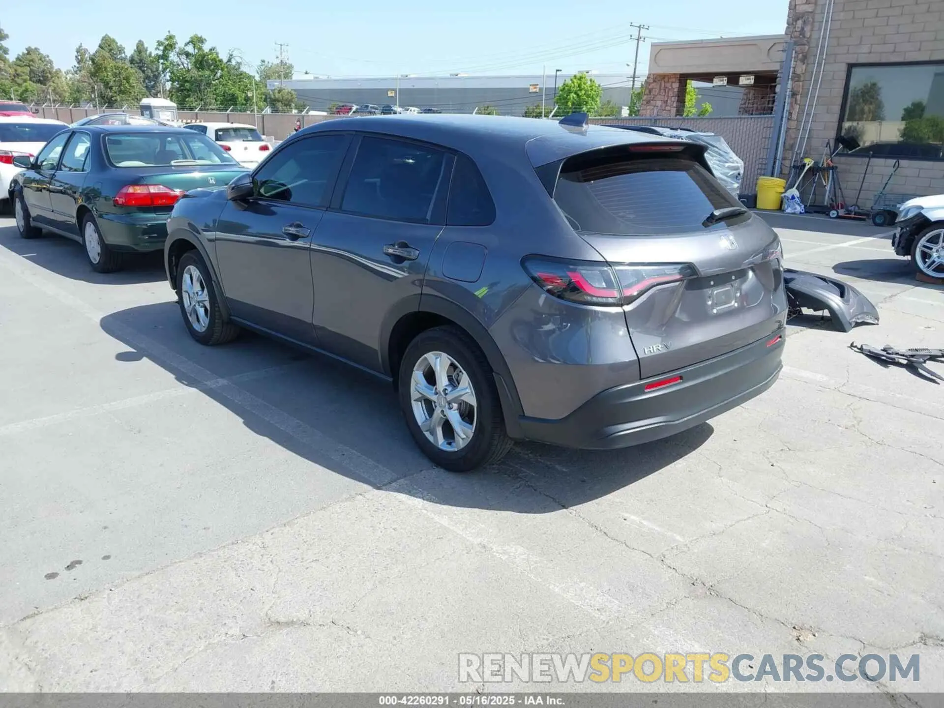 3 Photograph of a damaged car 3CZRZ1H3XRM753184 HONDA HR-V 2024