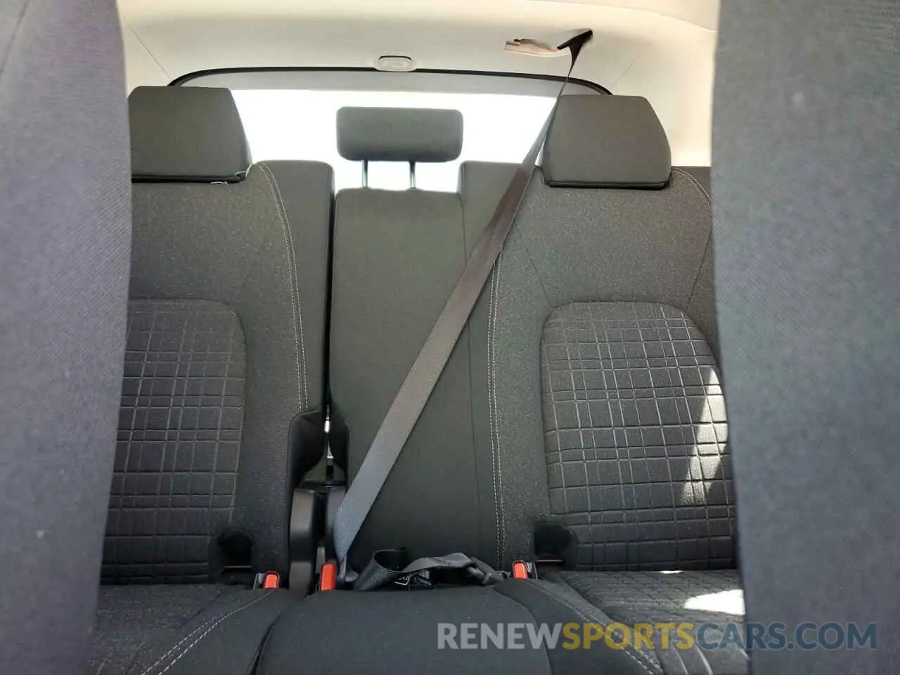10 Photograph of a damaged car 3CZRZ1H3XRM756957 HONDA HR-V 2024