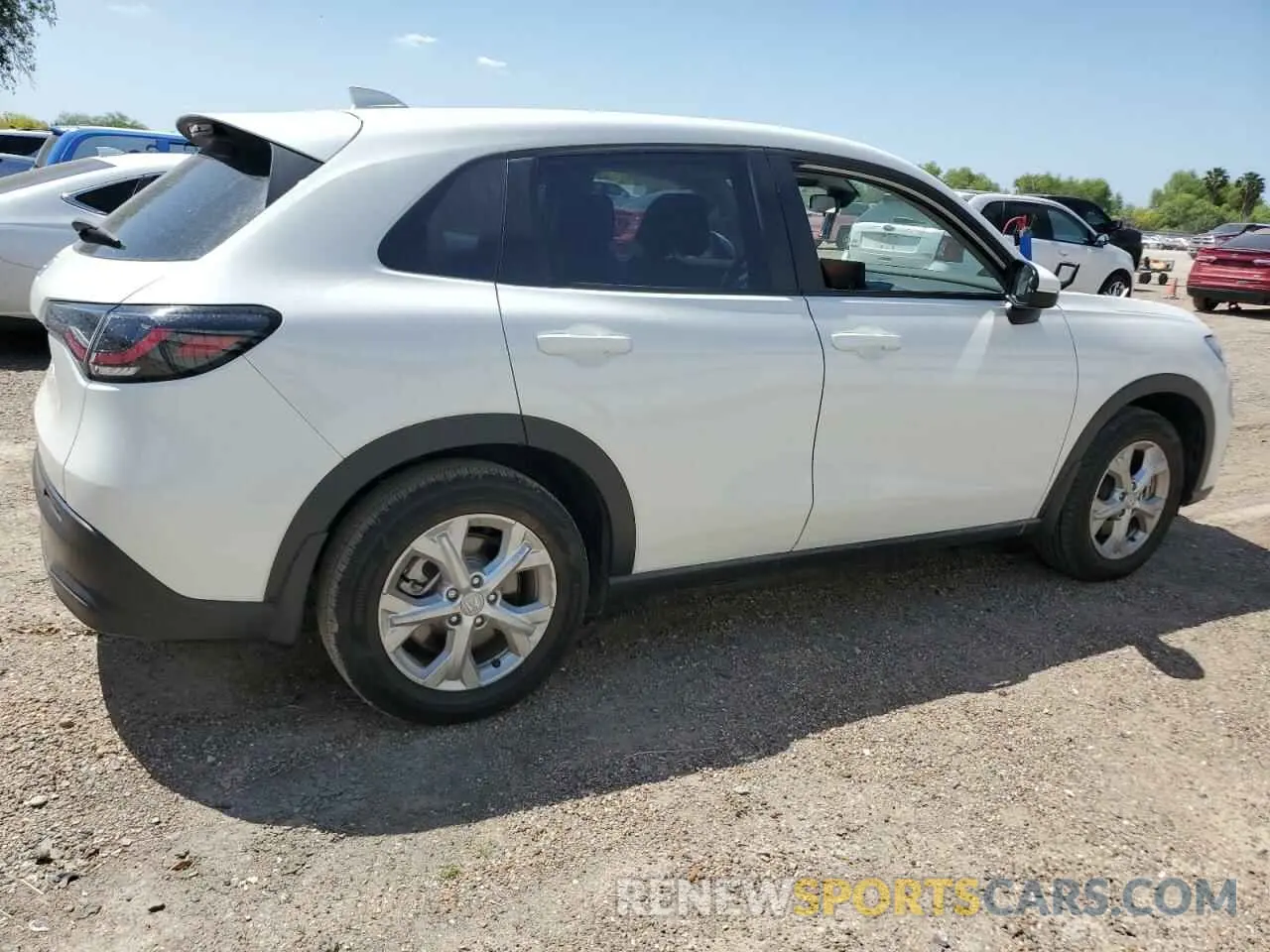 3 Photograph of a damaged car 3CZRZ1H3XRM756957 HONDA HR-V 2024