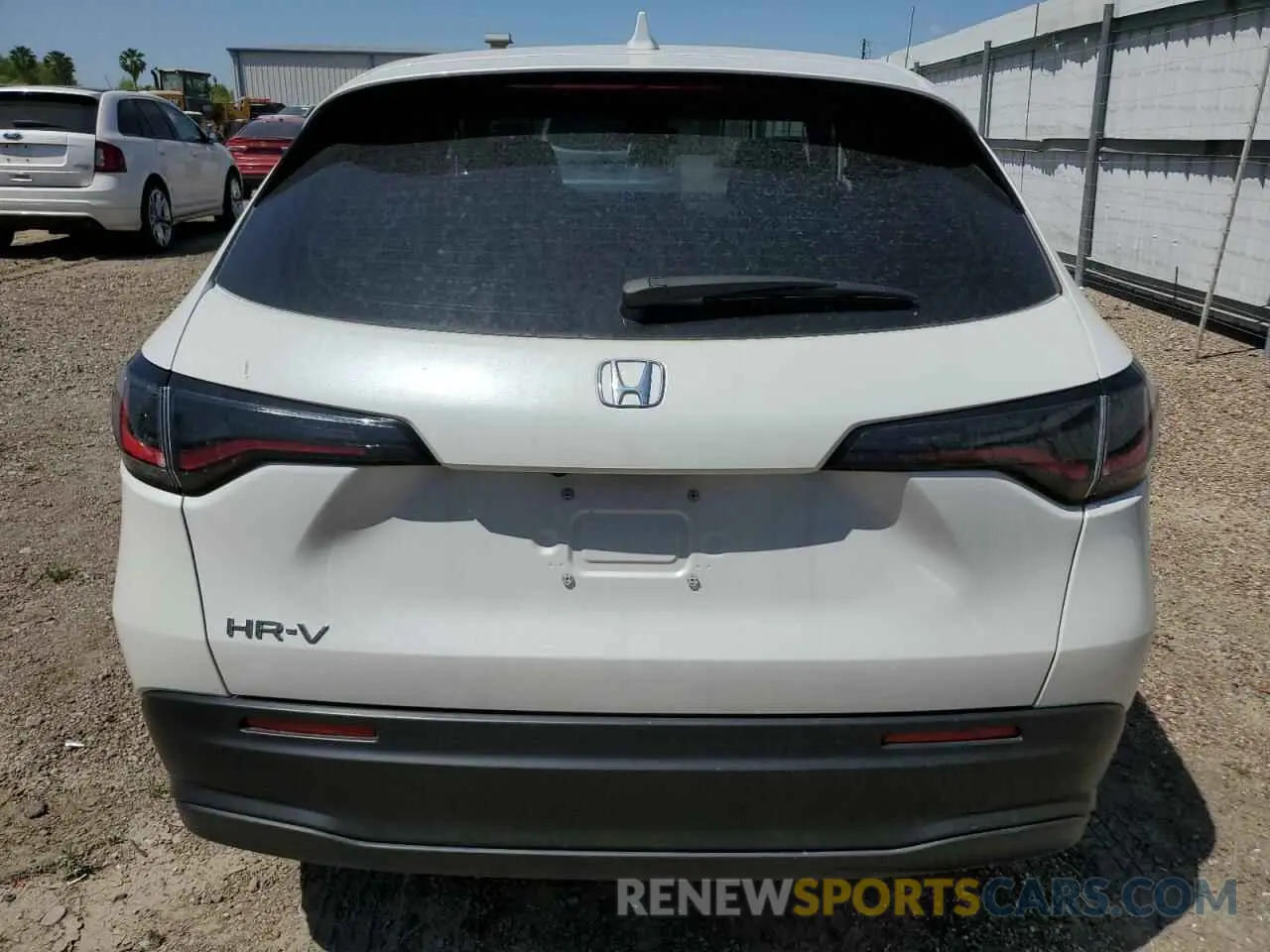 6 Photograph of a damaged car 3CZRZ1H3XRM756957 HONDA HR-V 2024