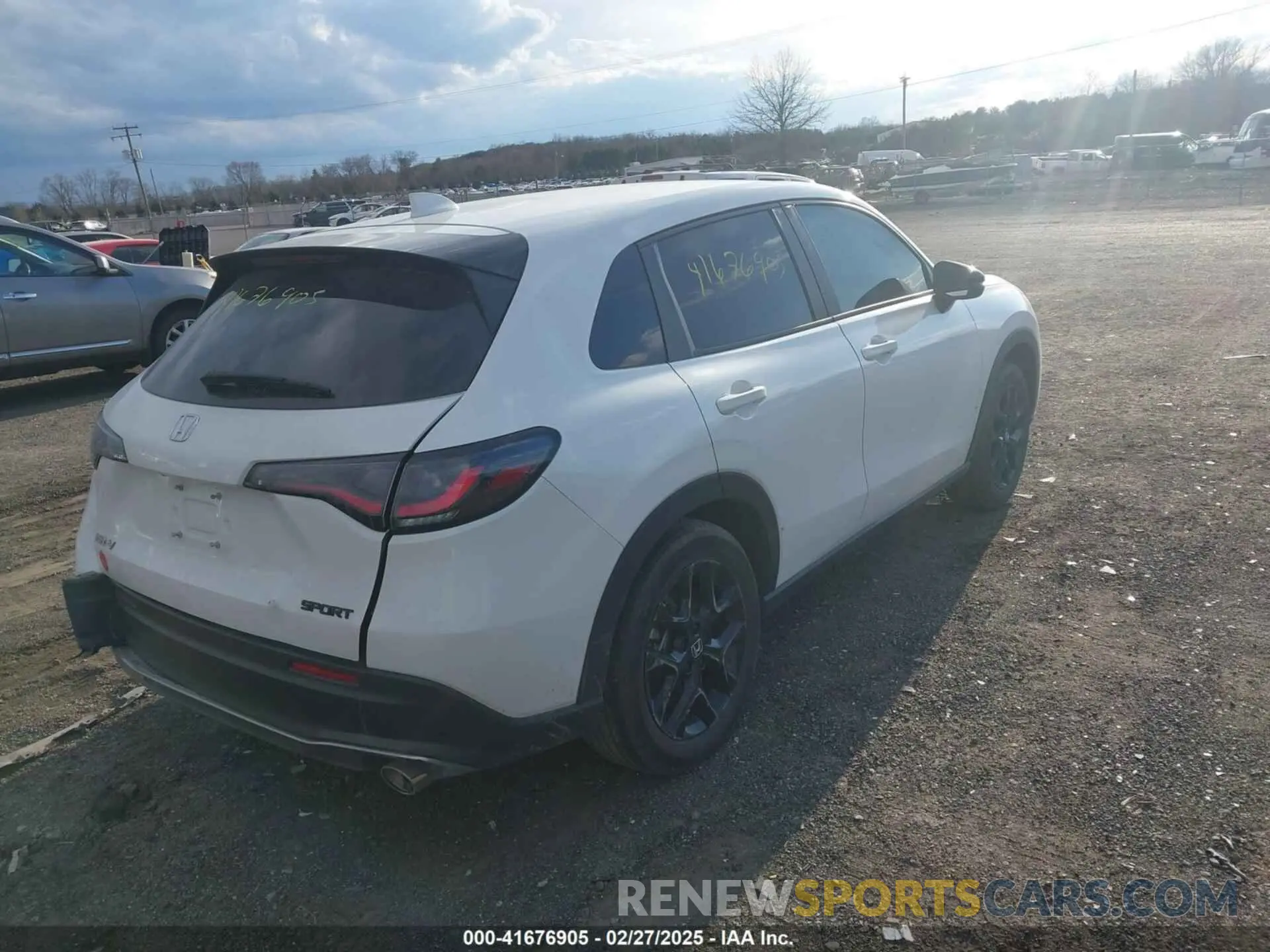 4 Фотография поврежденного автомобиля 3CZRZ1H50RM728277 HONDA HR-V 2024