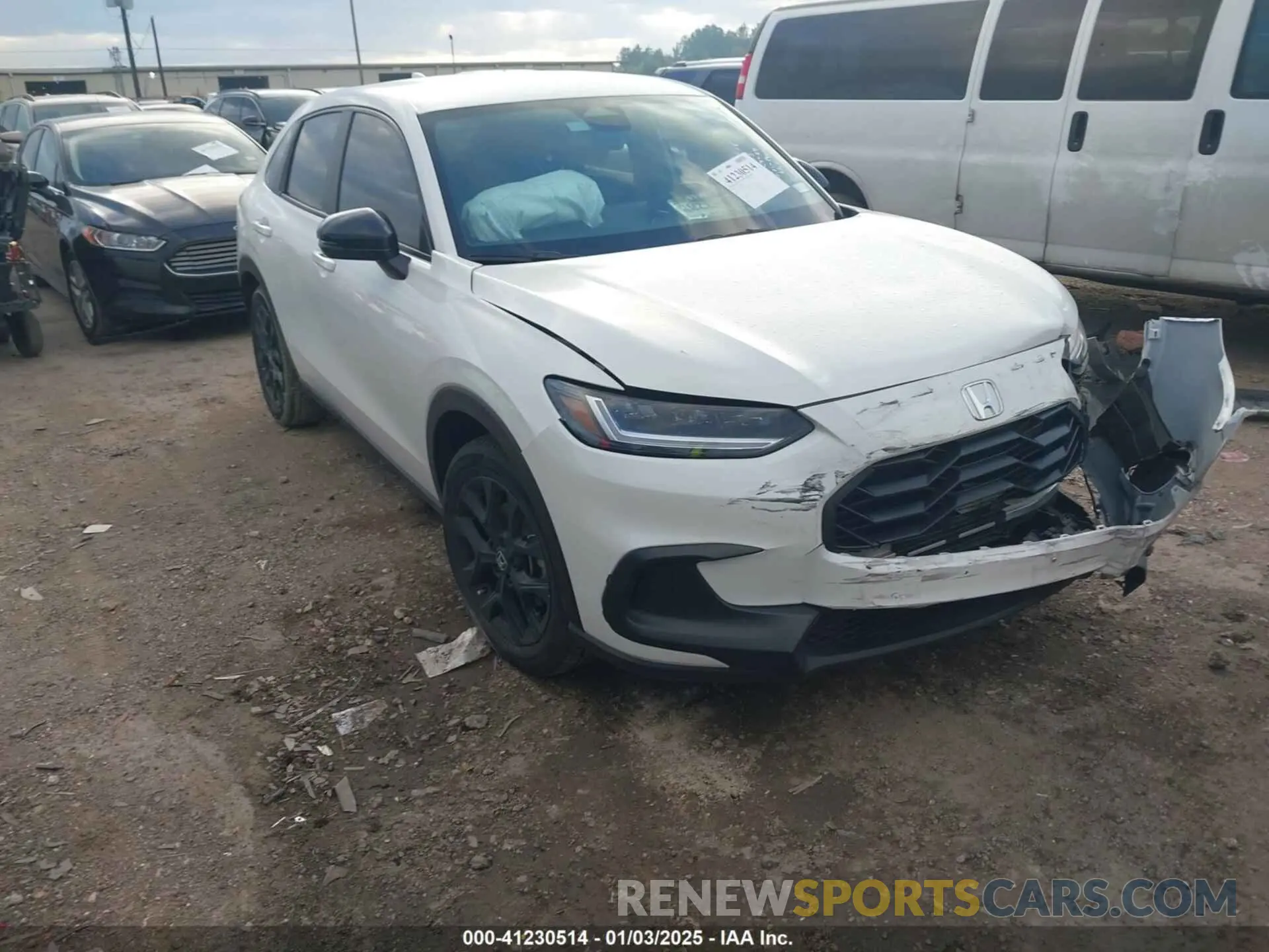 1 Photograph of a damaged car 3CZRZ1H50RM741904 HONDA HR-V 2024