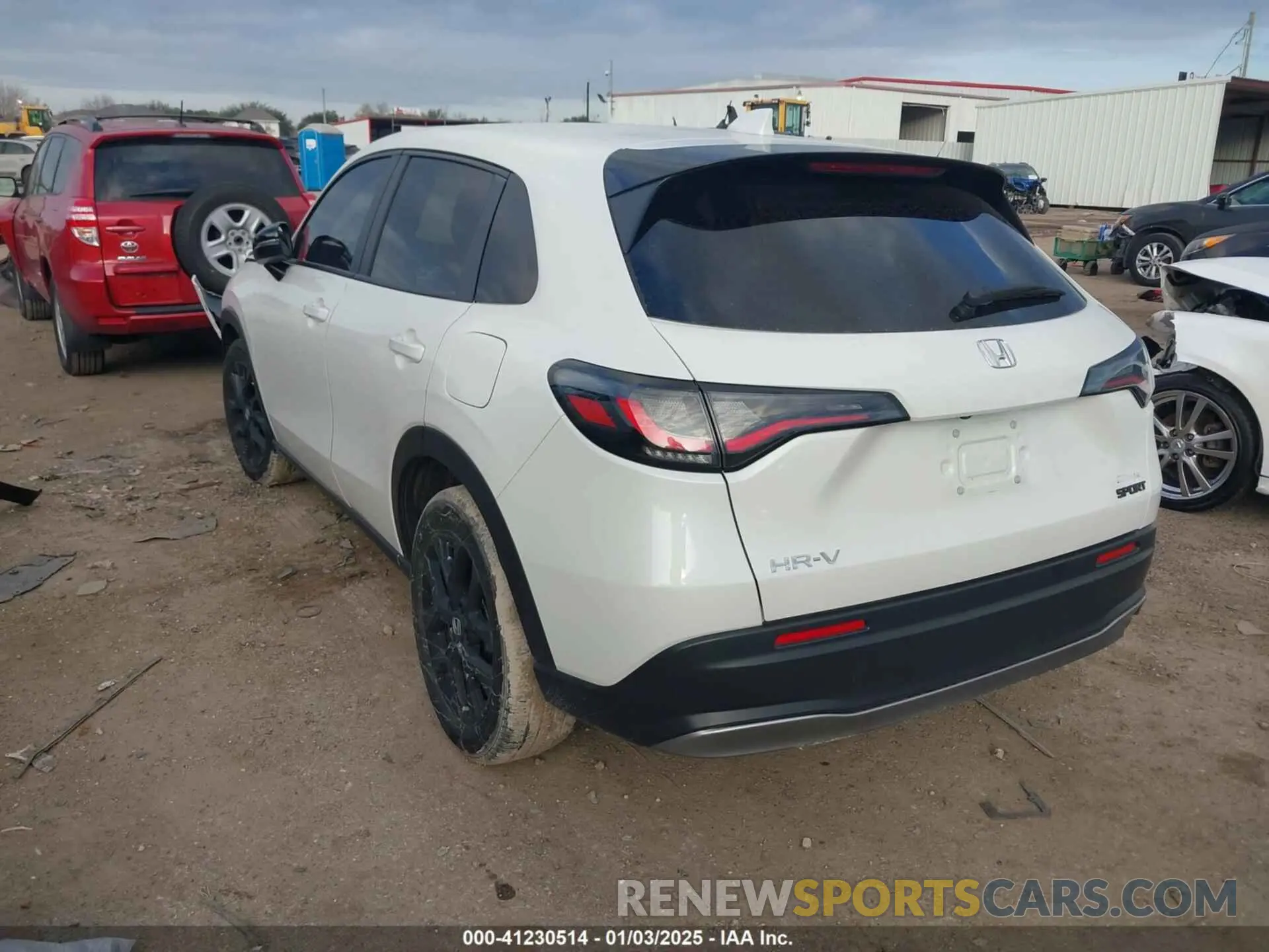 3 Photograph of a damaged car 3CZRZ1H50RM741904 HONDA HR-V 2024