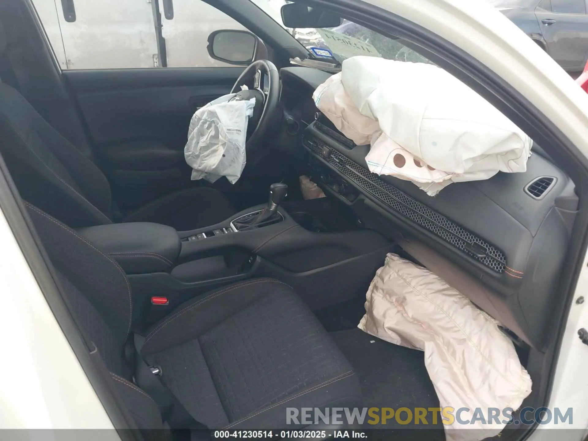 5 Photograph of a damaged car 3CZRZ1H50RM741904 HONDA HR-V 2024