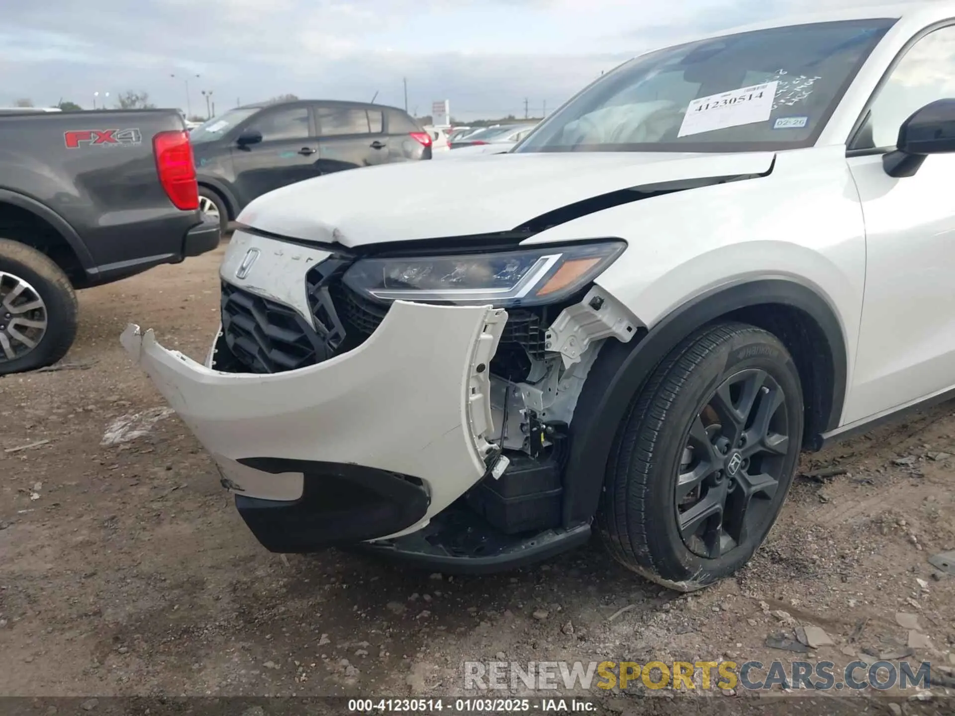 6 Photograph of a damaged car 3CZRZ1H50RM741904 HONDA HR-V 2024