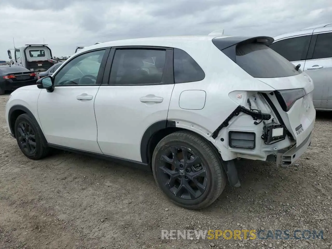 2 Photograph of a damaged car 3CZRZ1H50RM750330 HONDA HR-V 2024