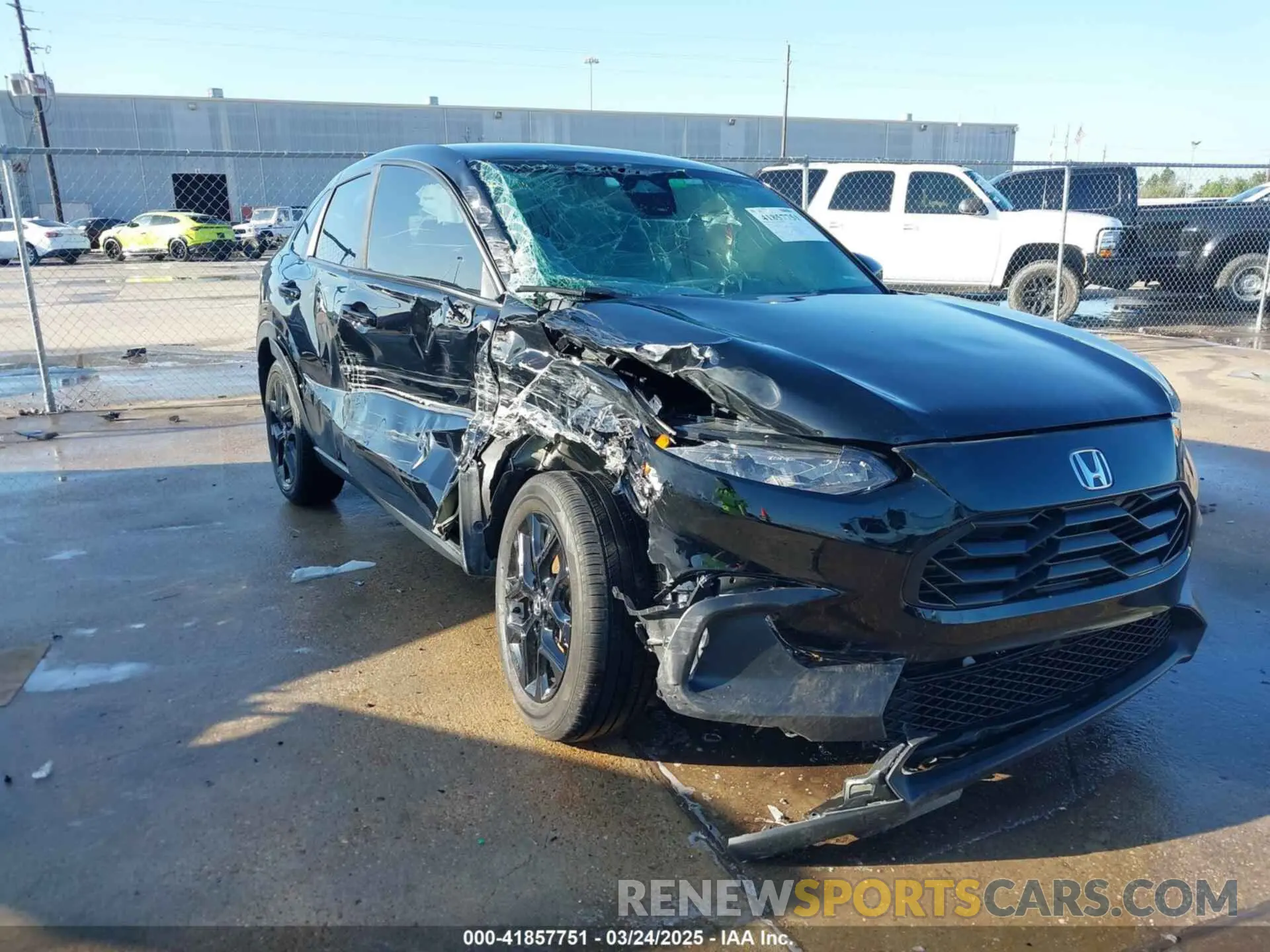 1 Photograph of a damaged car 3CZRZ1H50RM760811 HONDA HR-V 2024