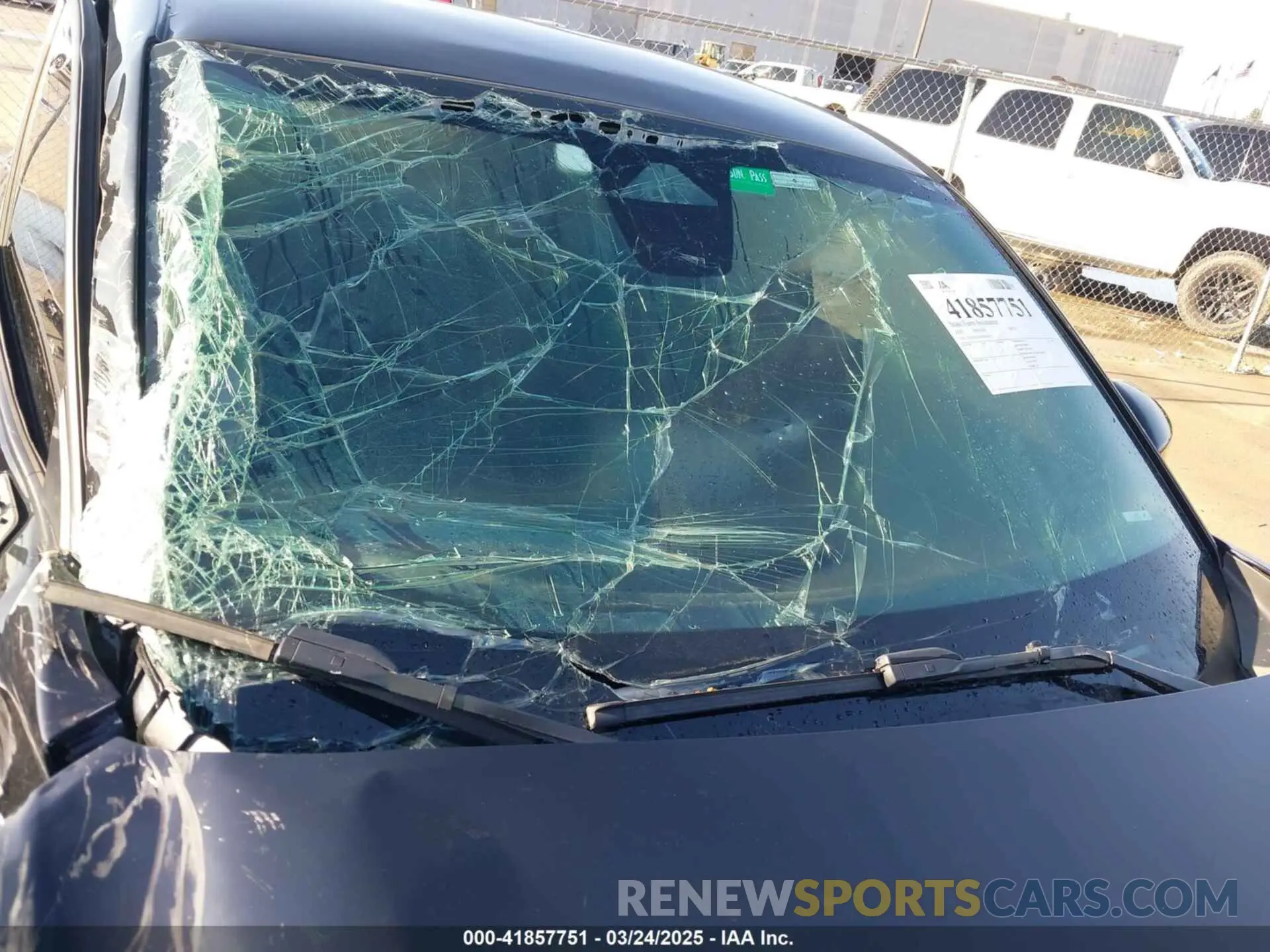 19 Photograph of a damaged car 3CZRZ1H50RM760811 HONDA HR-V 2024
