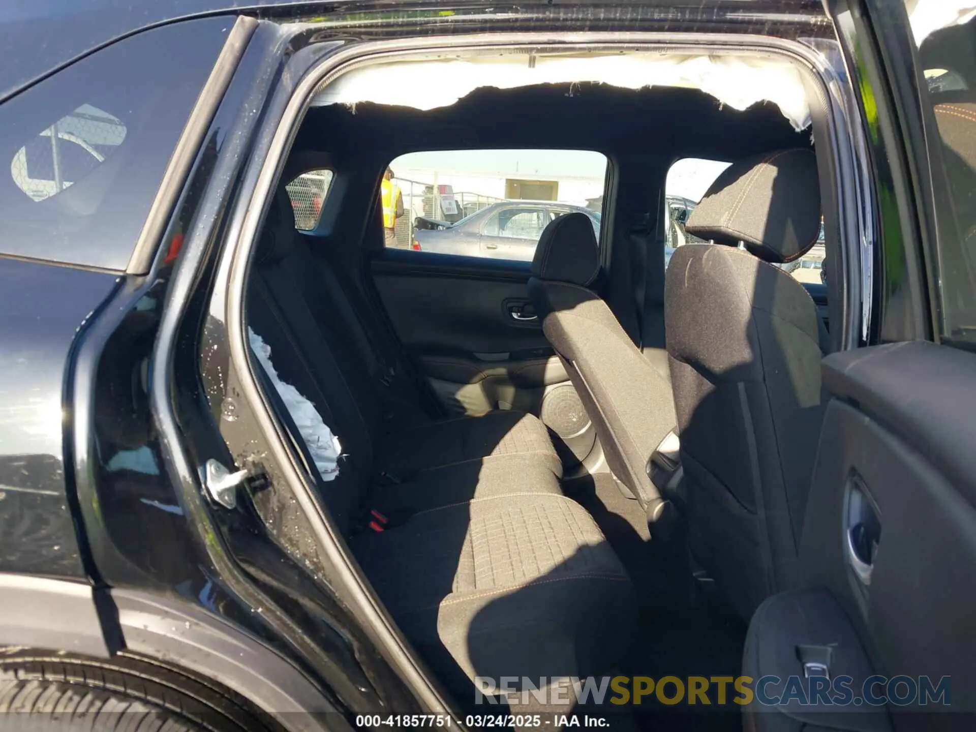 8 Photograph of a damaged car 3CZRZ1H50RM760811 HONDA HR-V 2024