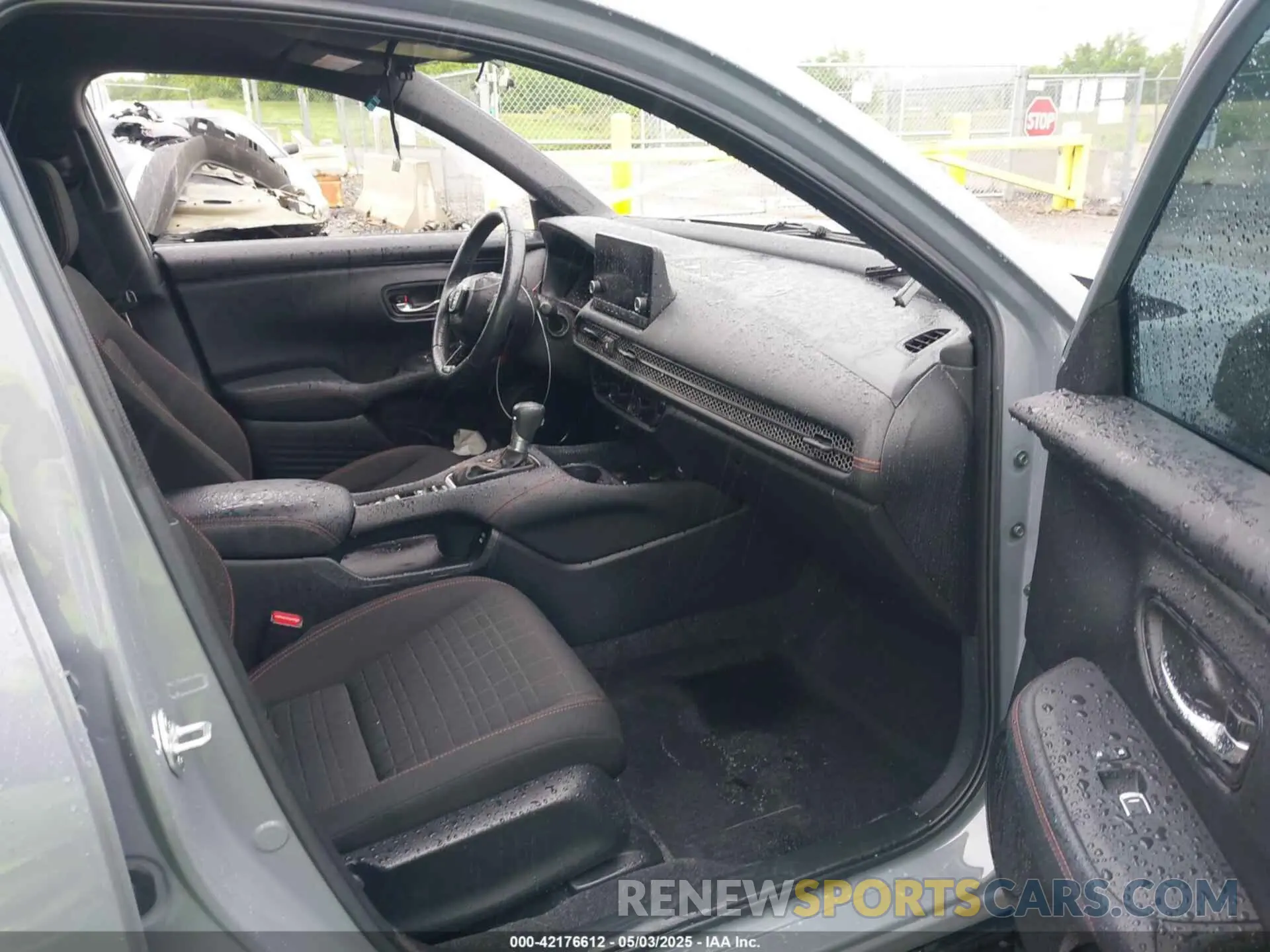 5 Photograph of a damaged car 3CZRZ1H51RM724187 HONDA HR-V 2024