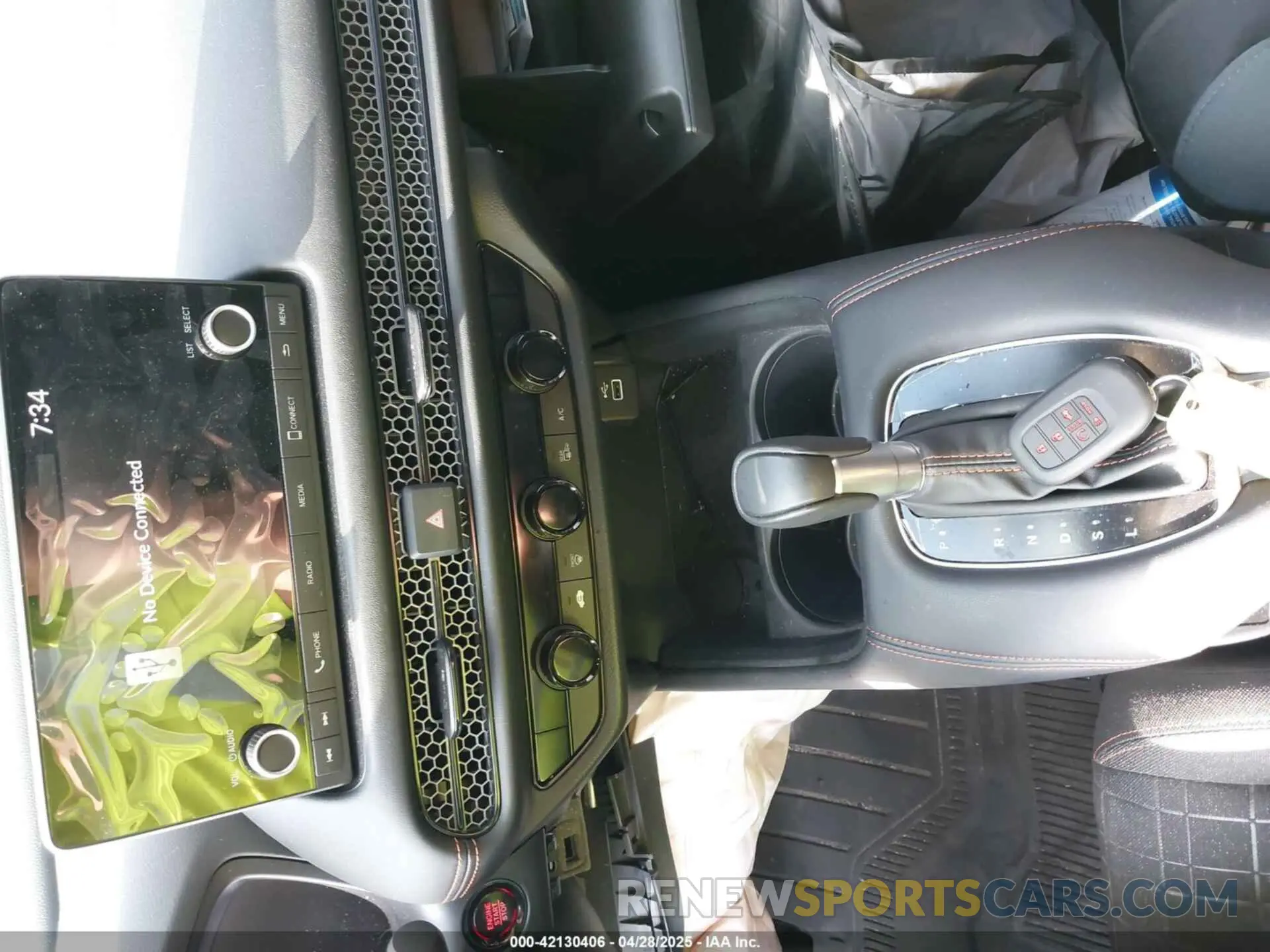11 Photograph of a damaged car 3CZRZ1H51RM752314 HONDA HR-V 2024