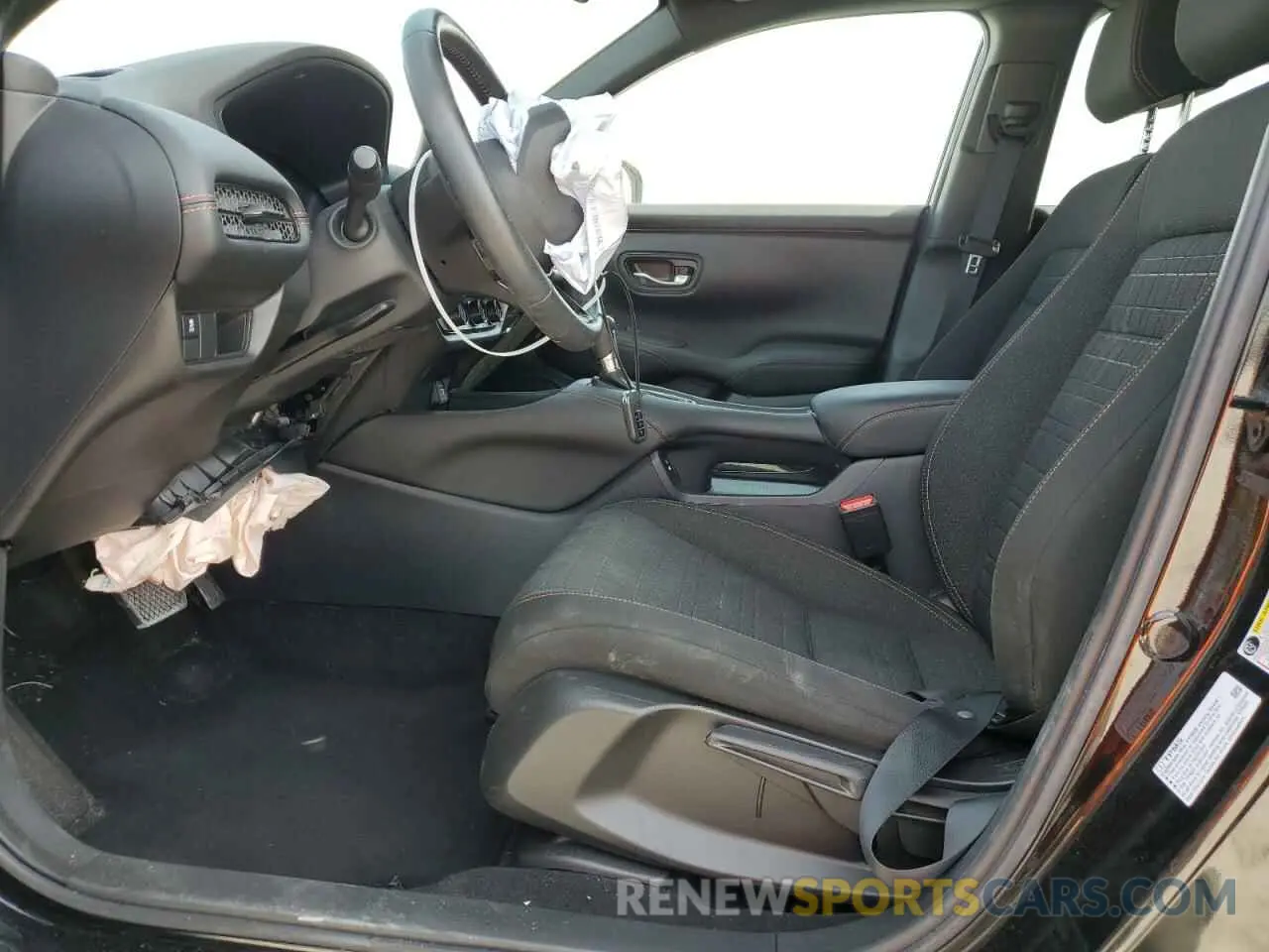 7 Photograph of a damaged car 3CZRZ1H53RM706936 HONDA HR-V 2024