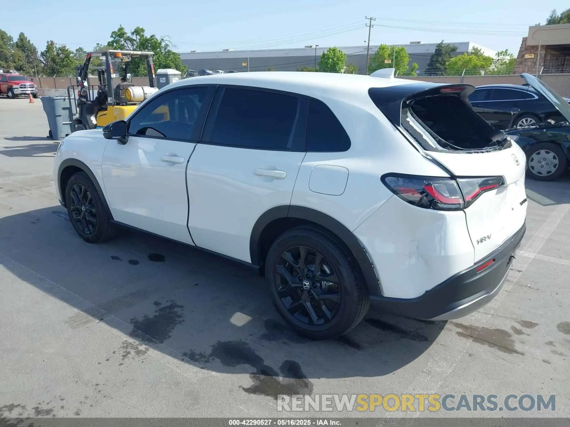 3 Фотография поврежденного автомобиля 3CZRZ1H53RM732713 HONDA HR-V 2024