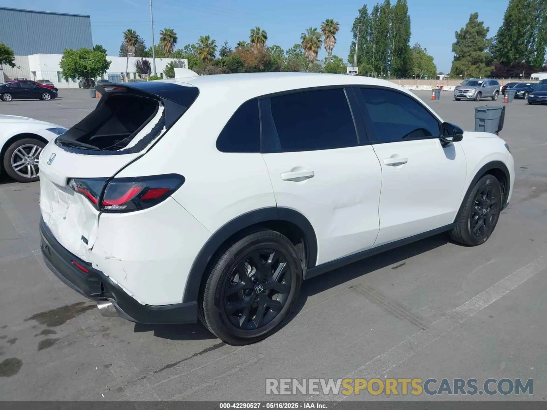 4 Фотография поврежденного автомобиля 3CZRZ1H53RM732713 HONDA HR-V 2024