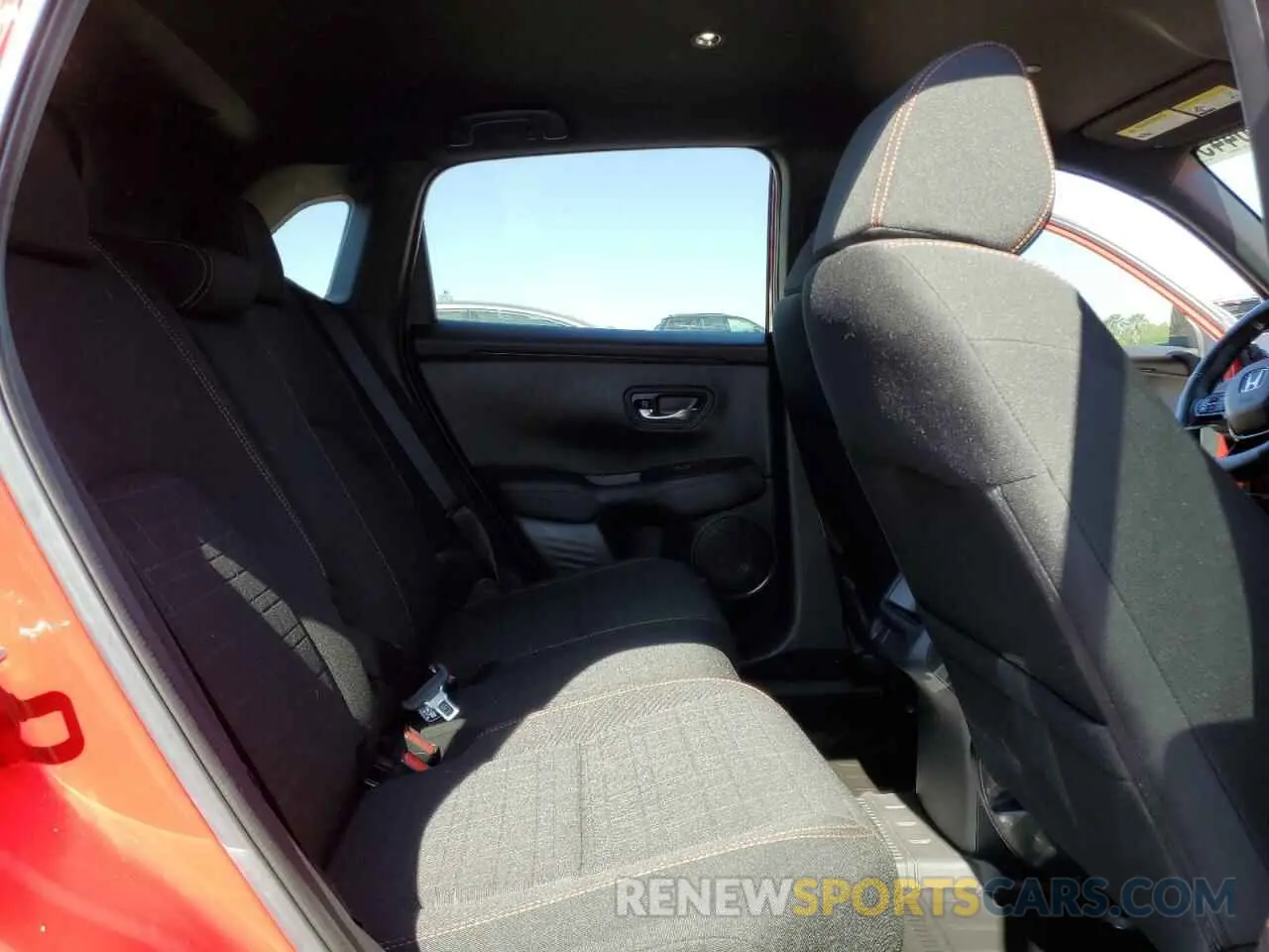 10 Photograph of a damaged car 3CZRZ1H53RM734140 HONDA HR-V 2024