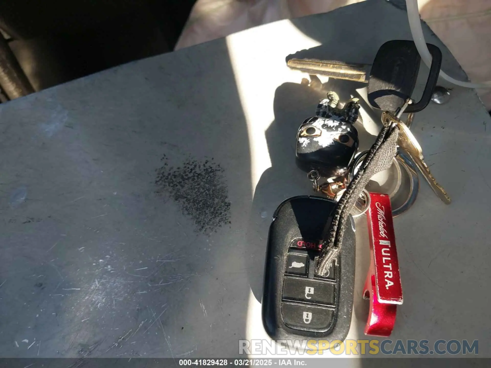 11 Фотография поврежденного автомобиля 3CZRZ1H54RM700630 HONDA HR-V 2024