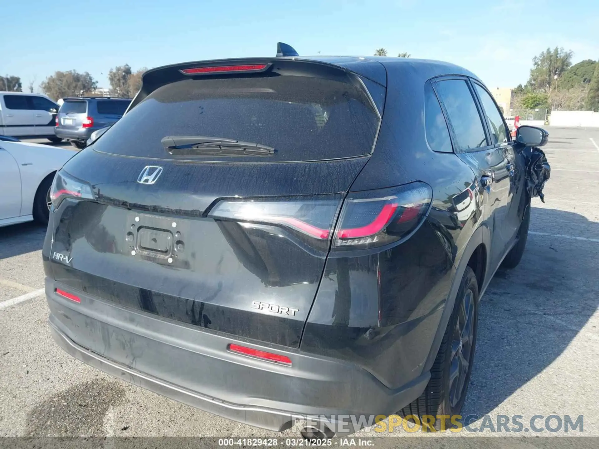 4 Фотография поврежденного автомобиля 3CZRZ1H54RM700630 HONDA HR-V 2024
