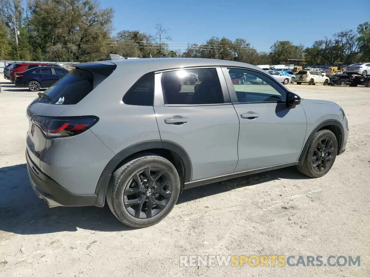 3 Photograph of a damaged car 3CZRZ1H54RM708176 HONDA HR-V 2024
