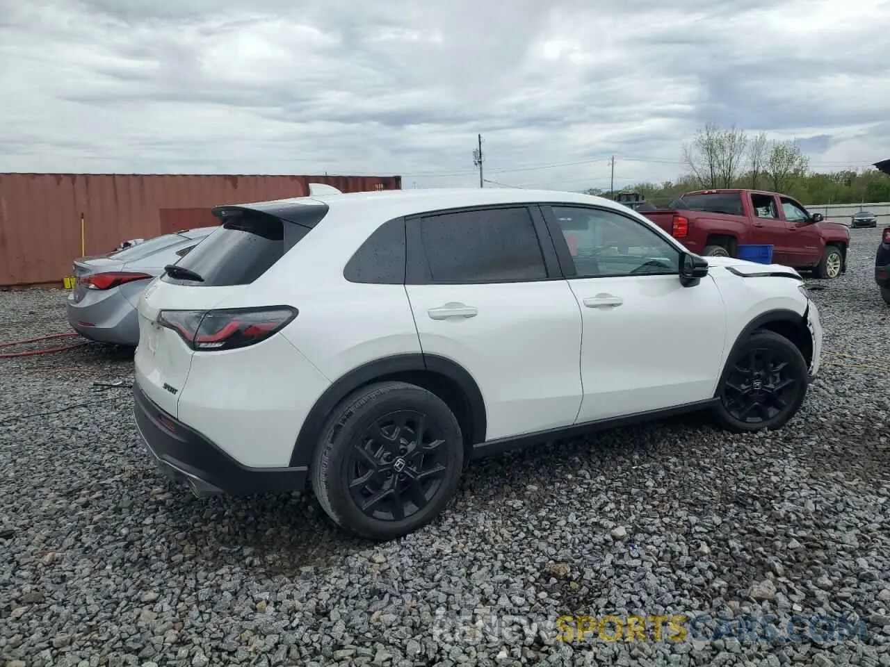 3 Photograph of a damaged car 3CZRZ1H54RM720506 HONDA HR-V 2024