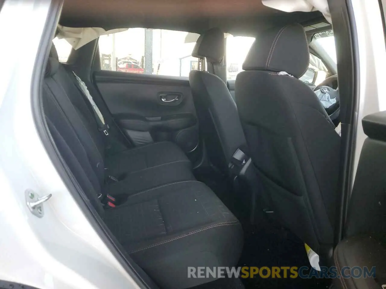 12 Фотография поврежденного автомобиля 3CZRZ1H54RM726029 HONDA HR-V 2024