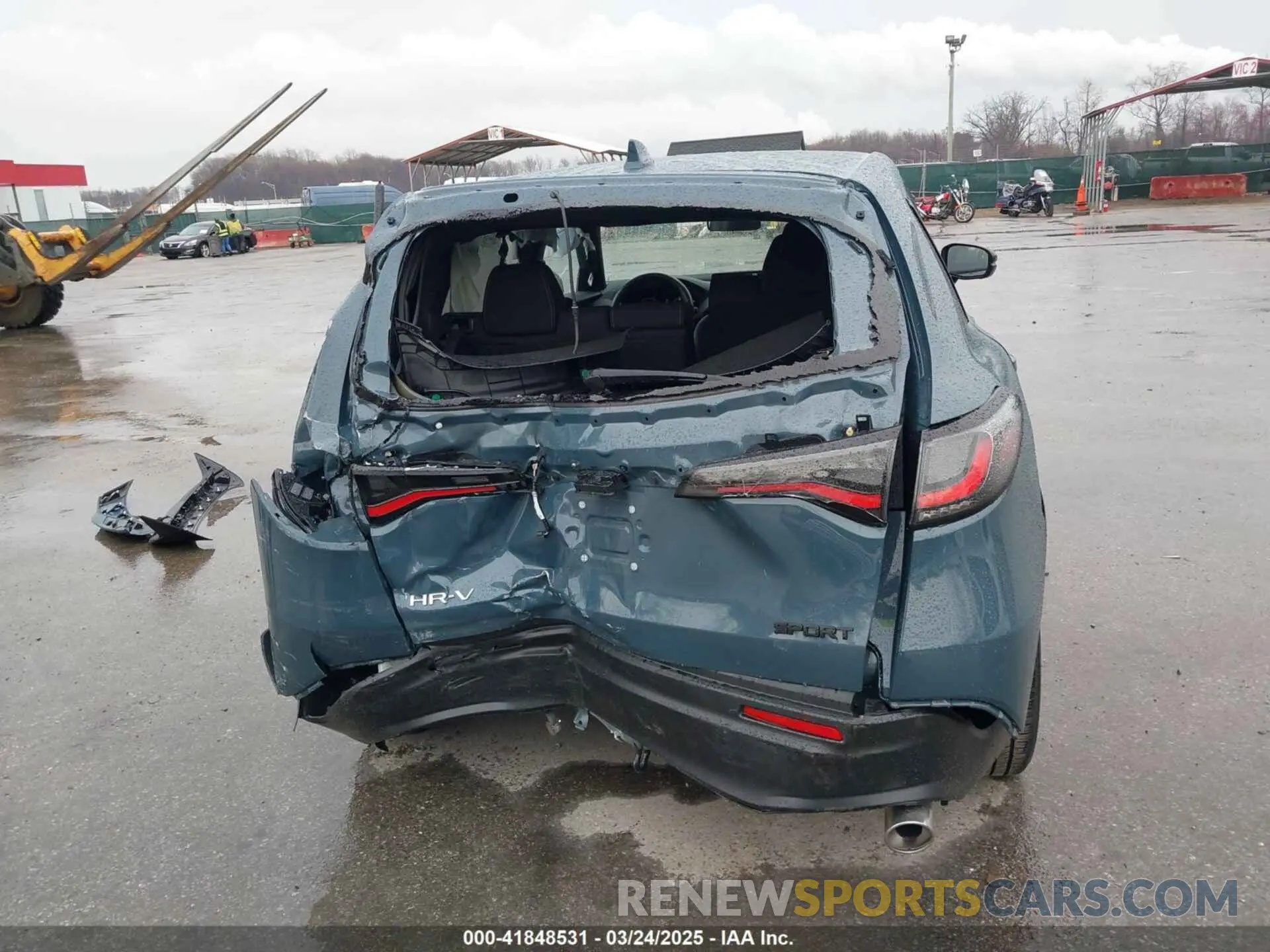 17 Фотография поврежденного автомобиля 3CZRZ1H54RM754199 HONDA HR-V 2024