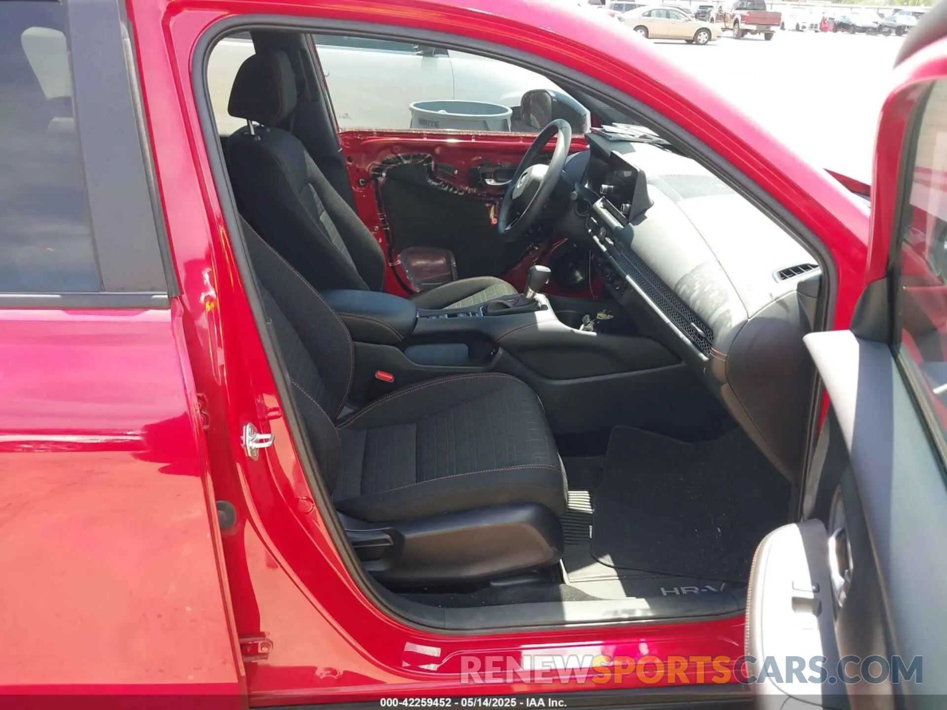 5 Photograph of a damaged car 3CZRZ1H57RM737266 HONDA HR-V 2024