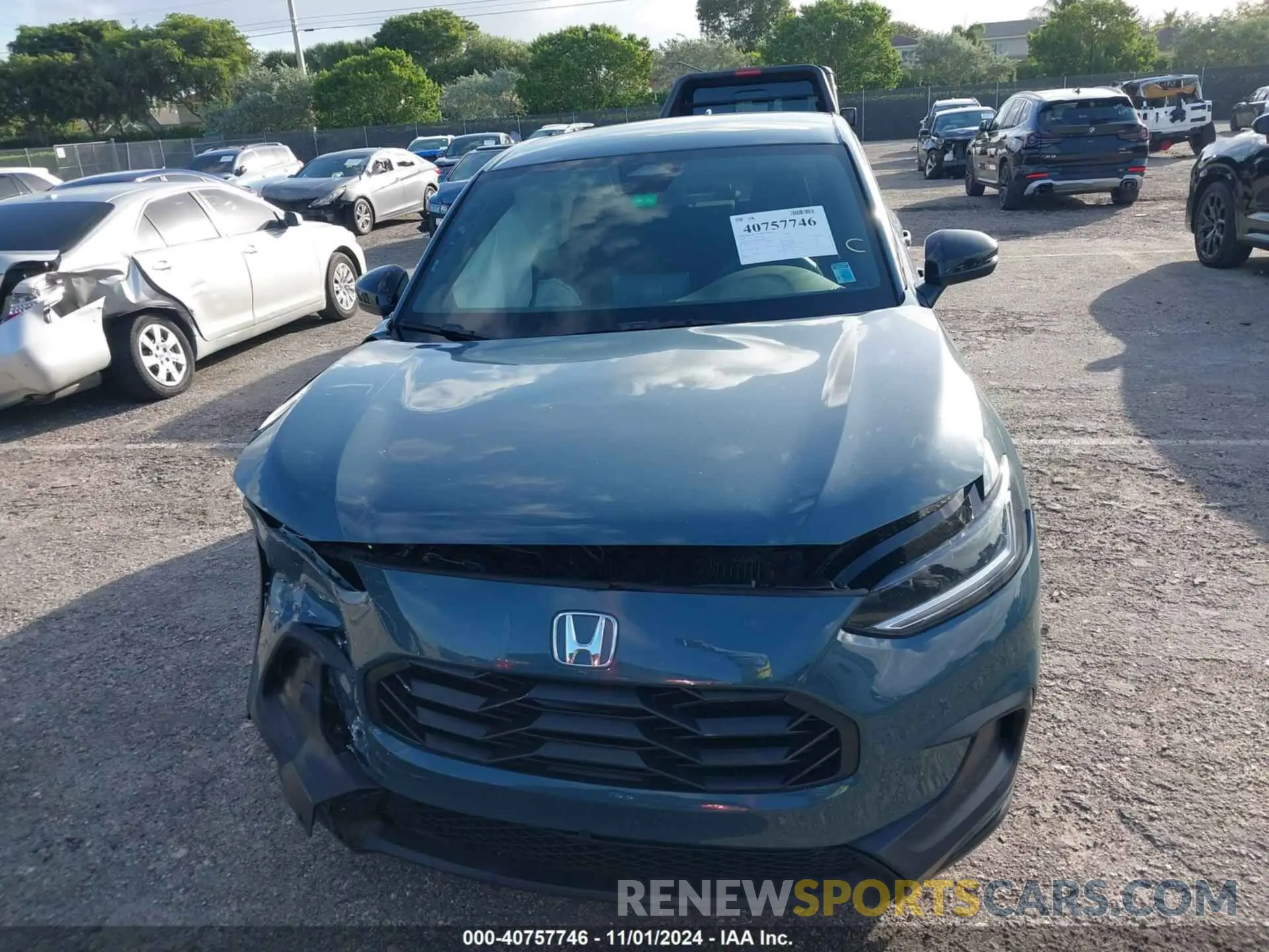 12 Фотография поврежденного автомобиля 3CZRZ1H57RM739339 HONDA HR-V 2024