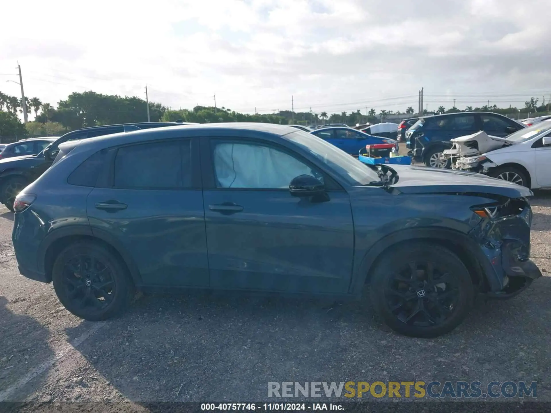 13 Фотография поврежденного автомобиля 3CZRZ1H57RM739339 HONDA HR-V 2024