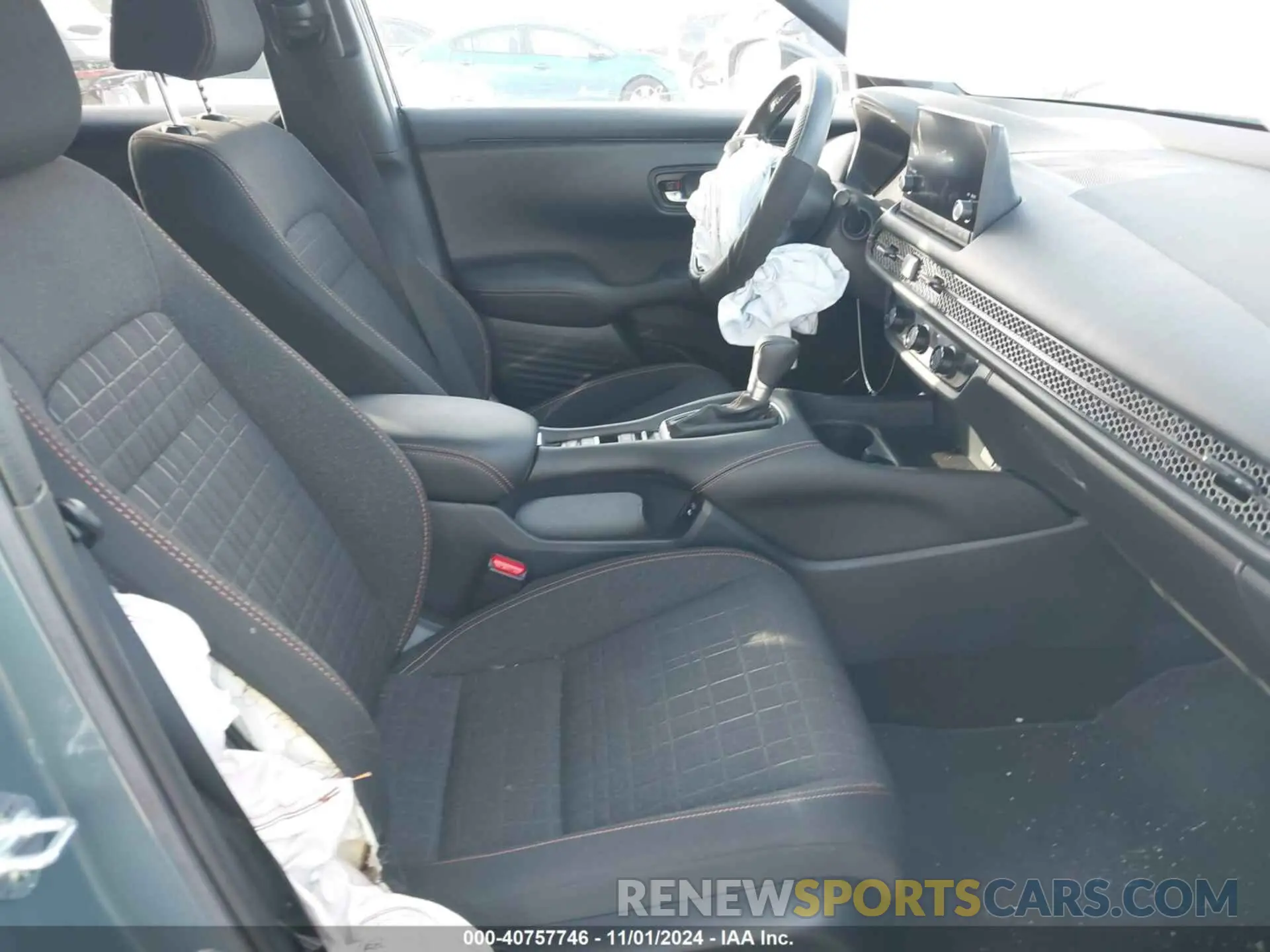 5 Фотография поврежденного автомобиля 3CZRZ1H57RM739339 HONDA HR-V 2024